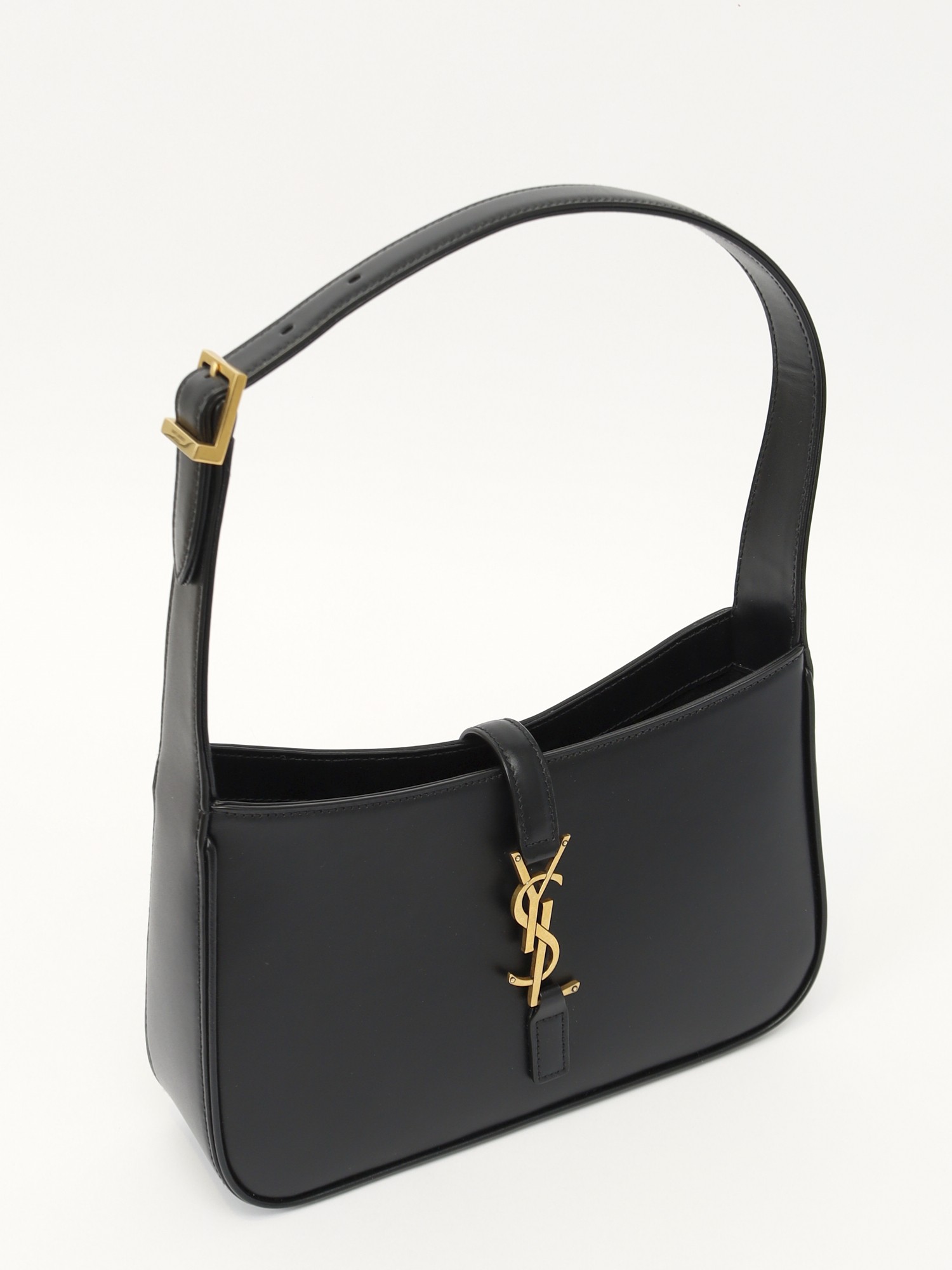 Saint Laurent Le 5 A 7 4