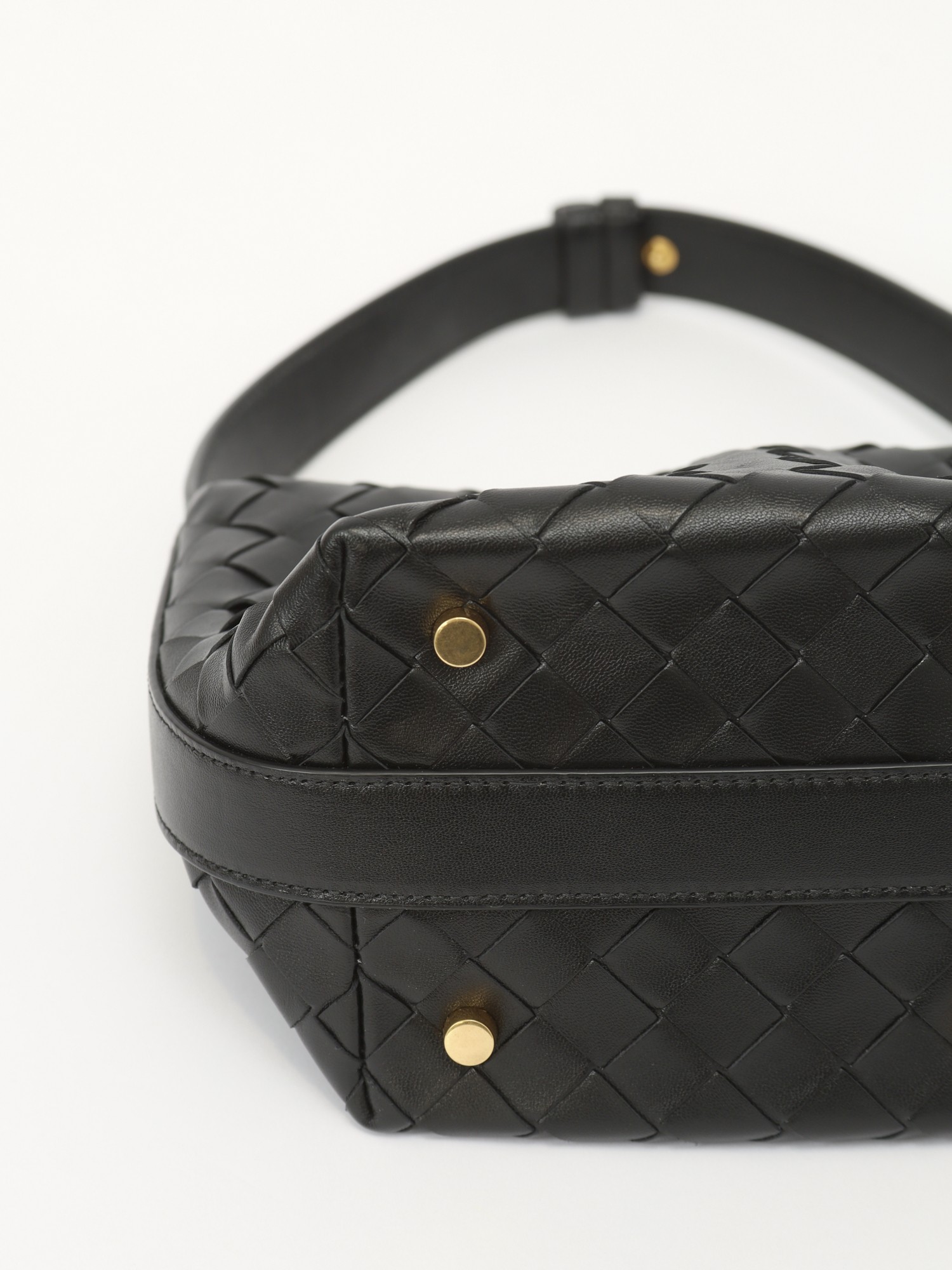 Bottega Veneta Wallace 5