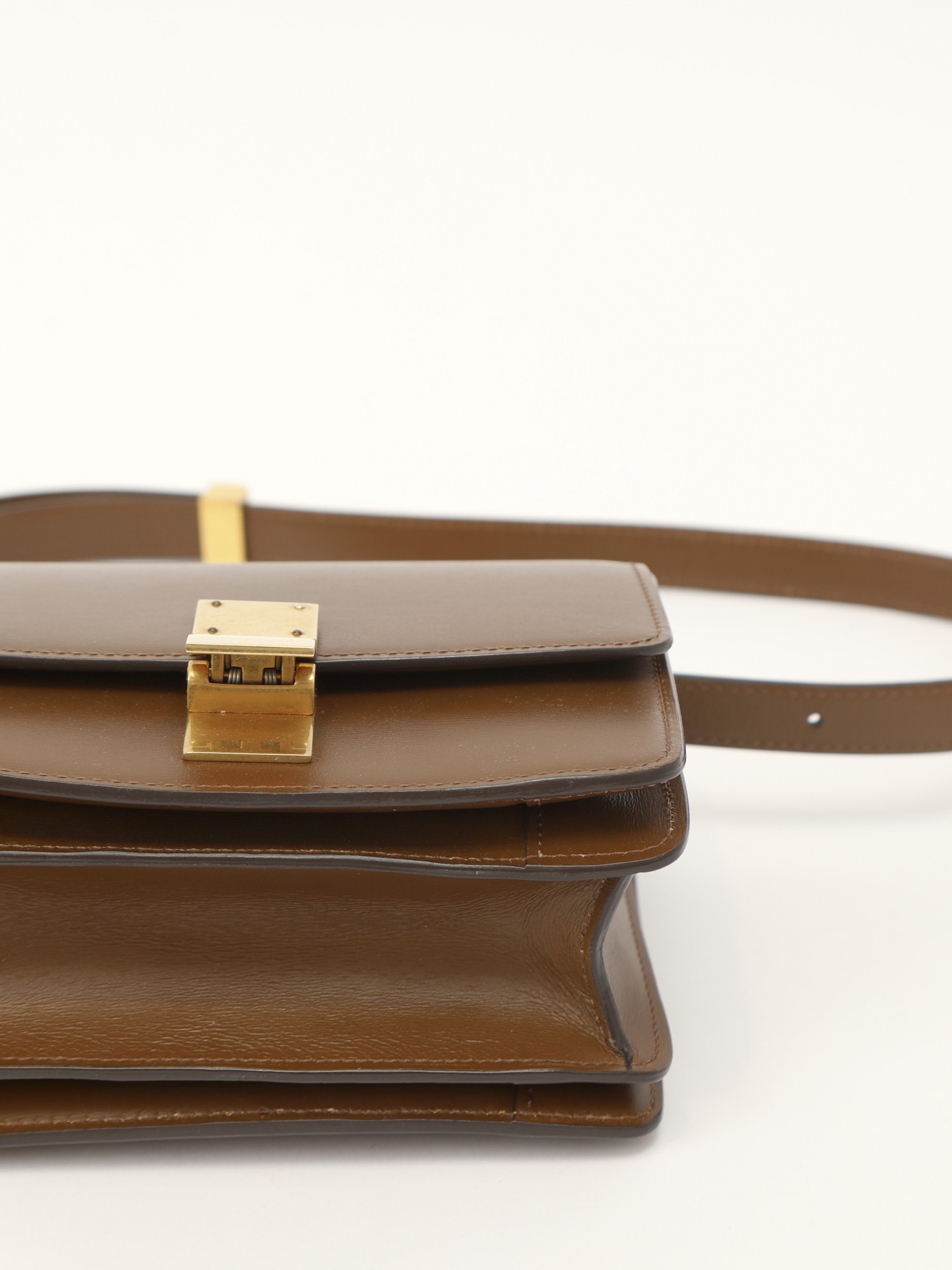 Celine Classic 8