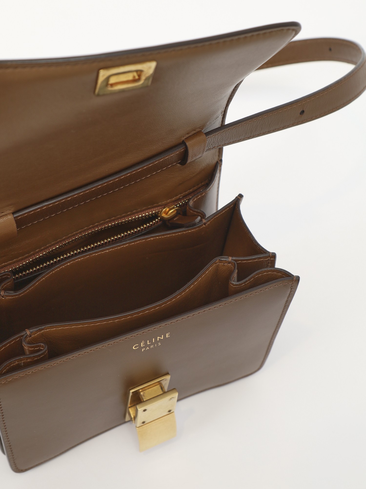 Celine Classic 9