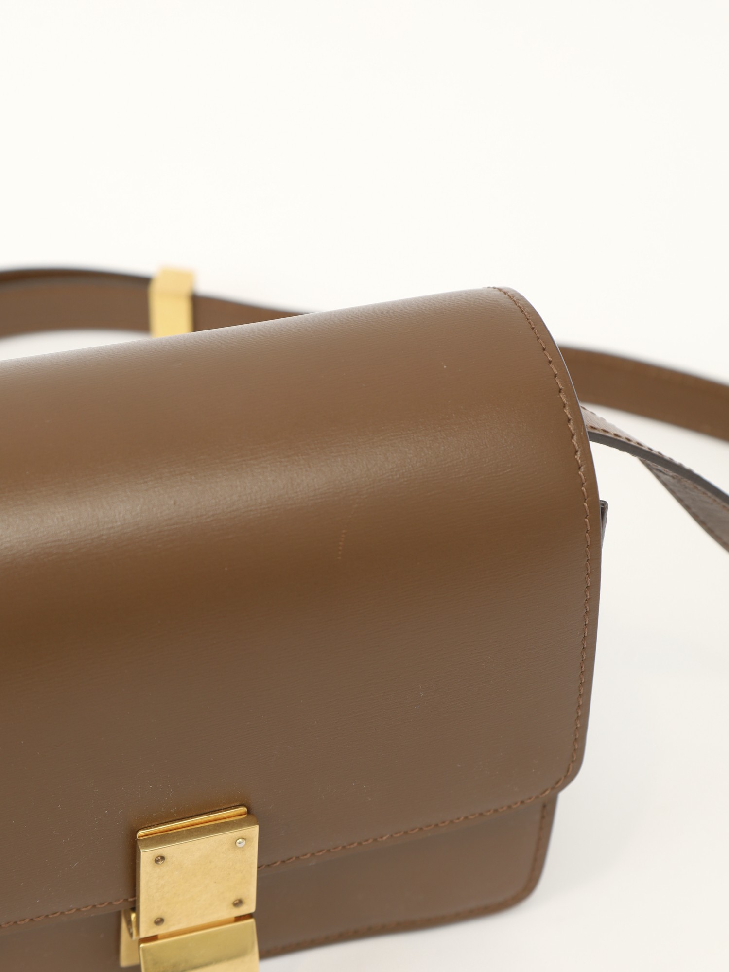 Celine Classic 4