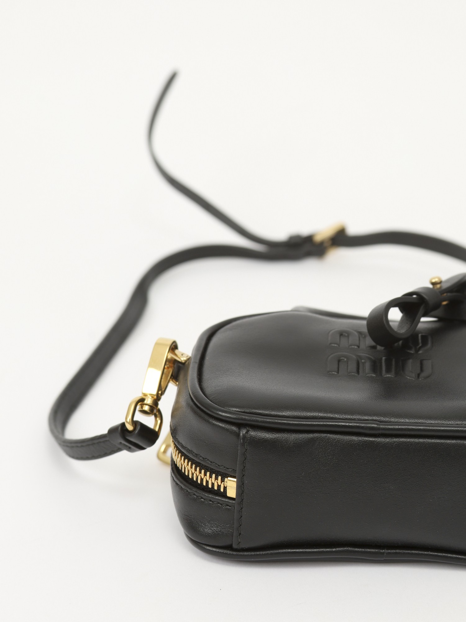 Miu Miu Beau 8