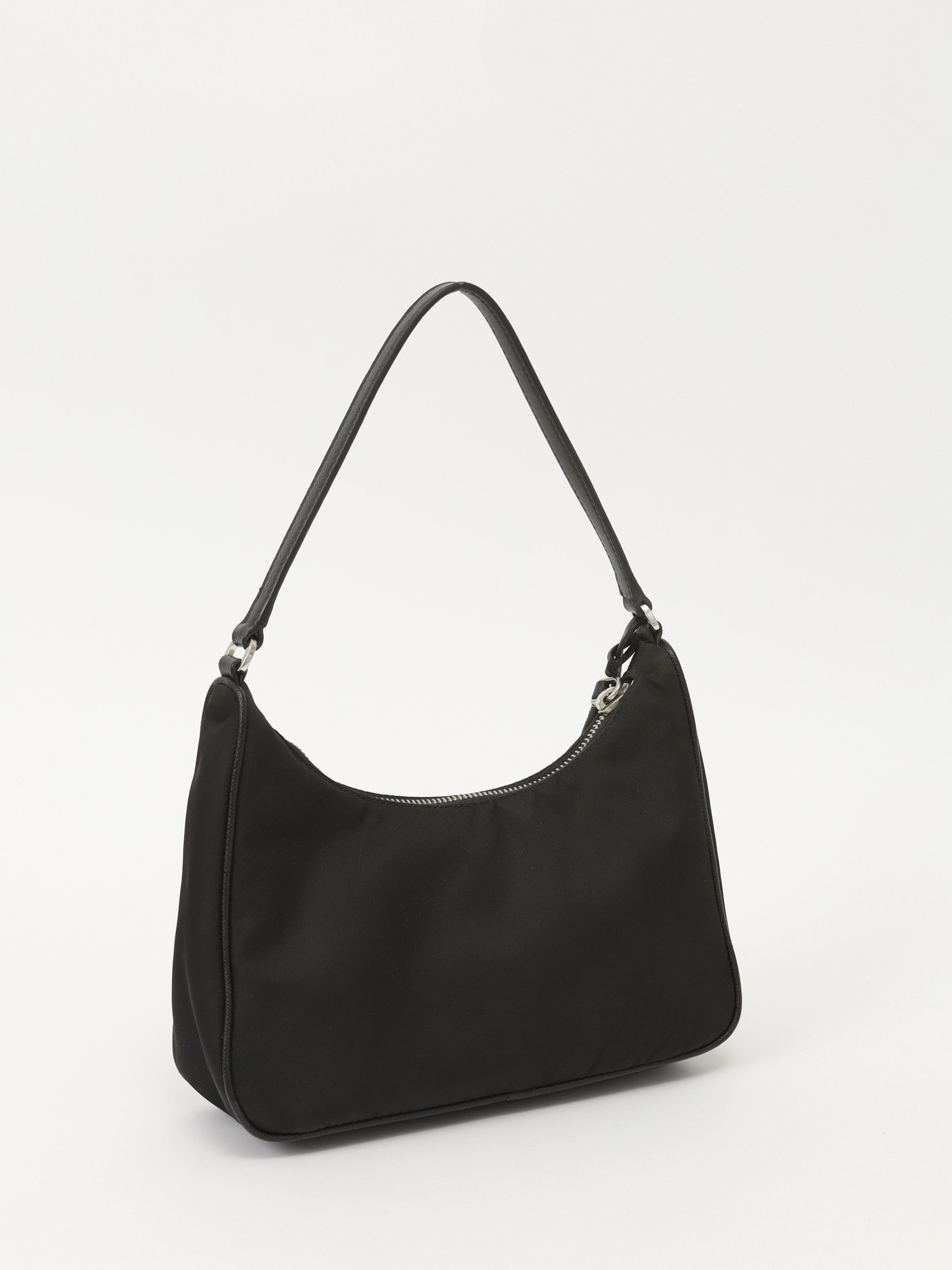 Prada Re-Edition 2005  3