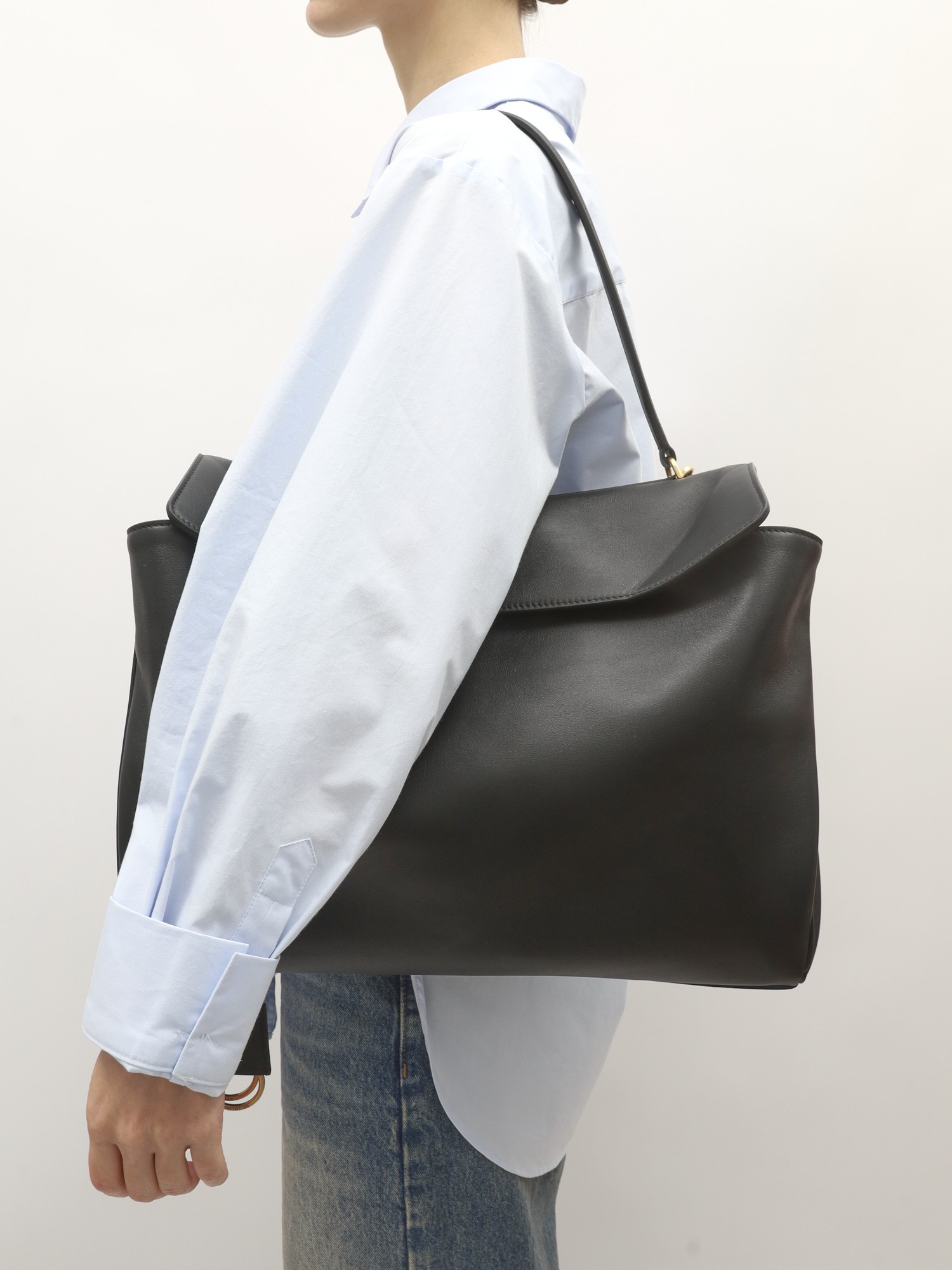 Balenciaga Rodeo  1