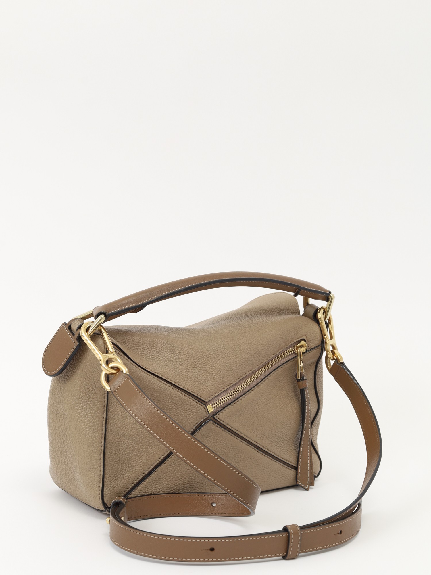 Loewe Puzzle 3