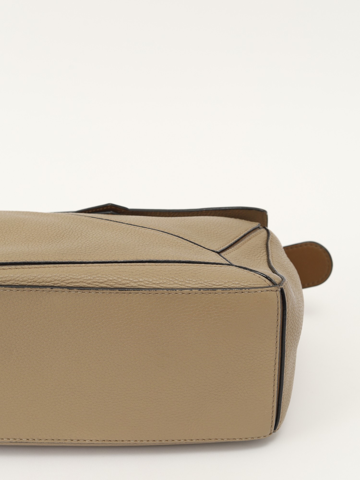 Loewe Puzzle 9