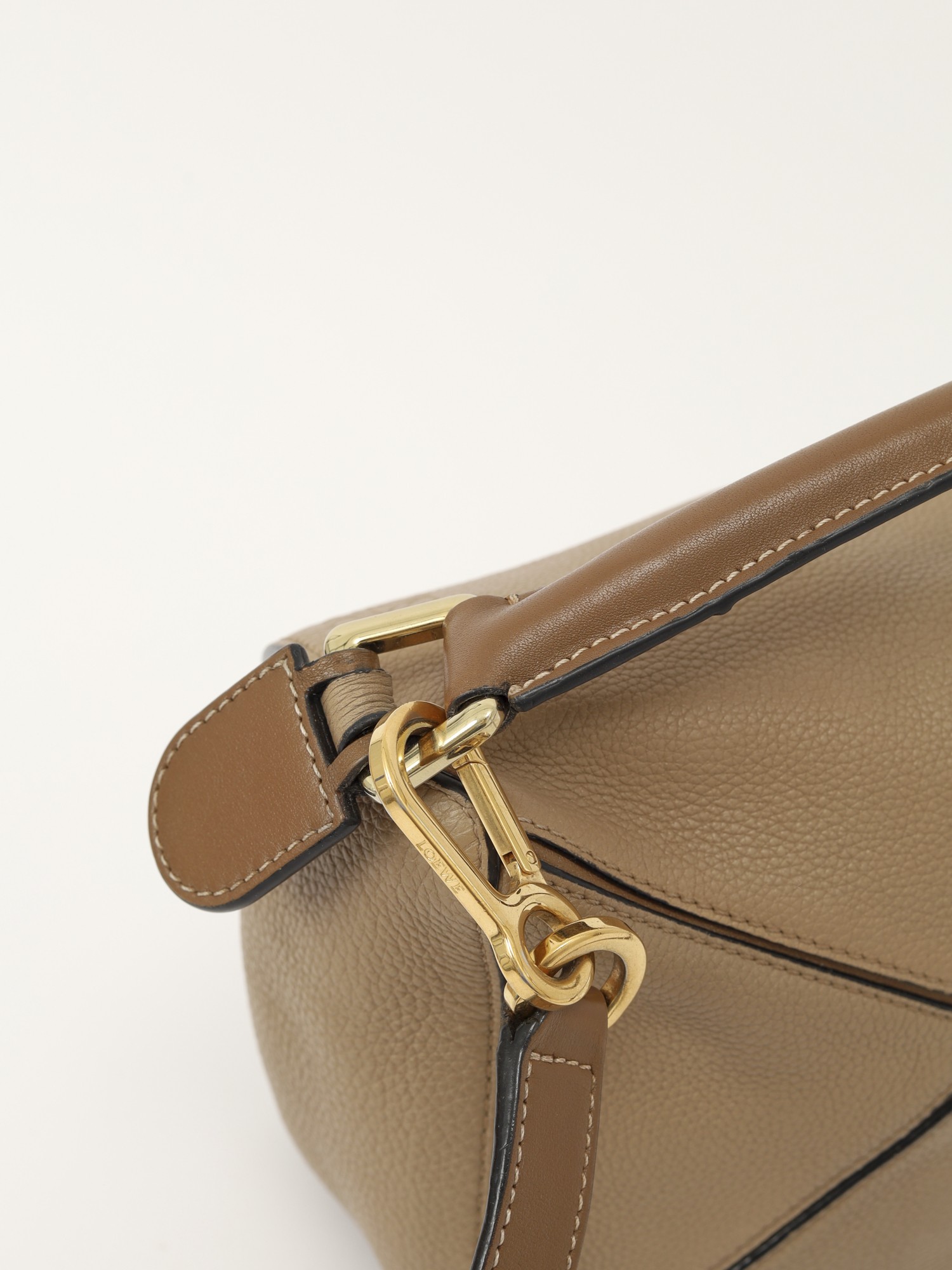 Loewe Puzzle 6