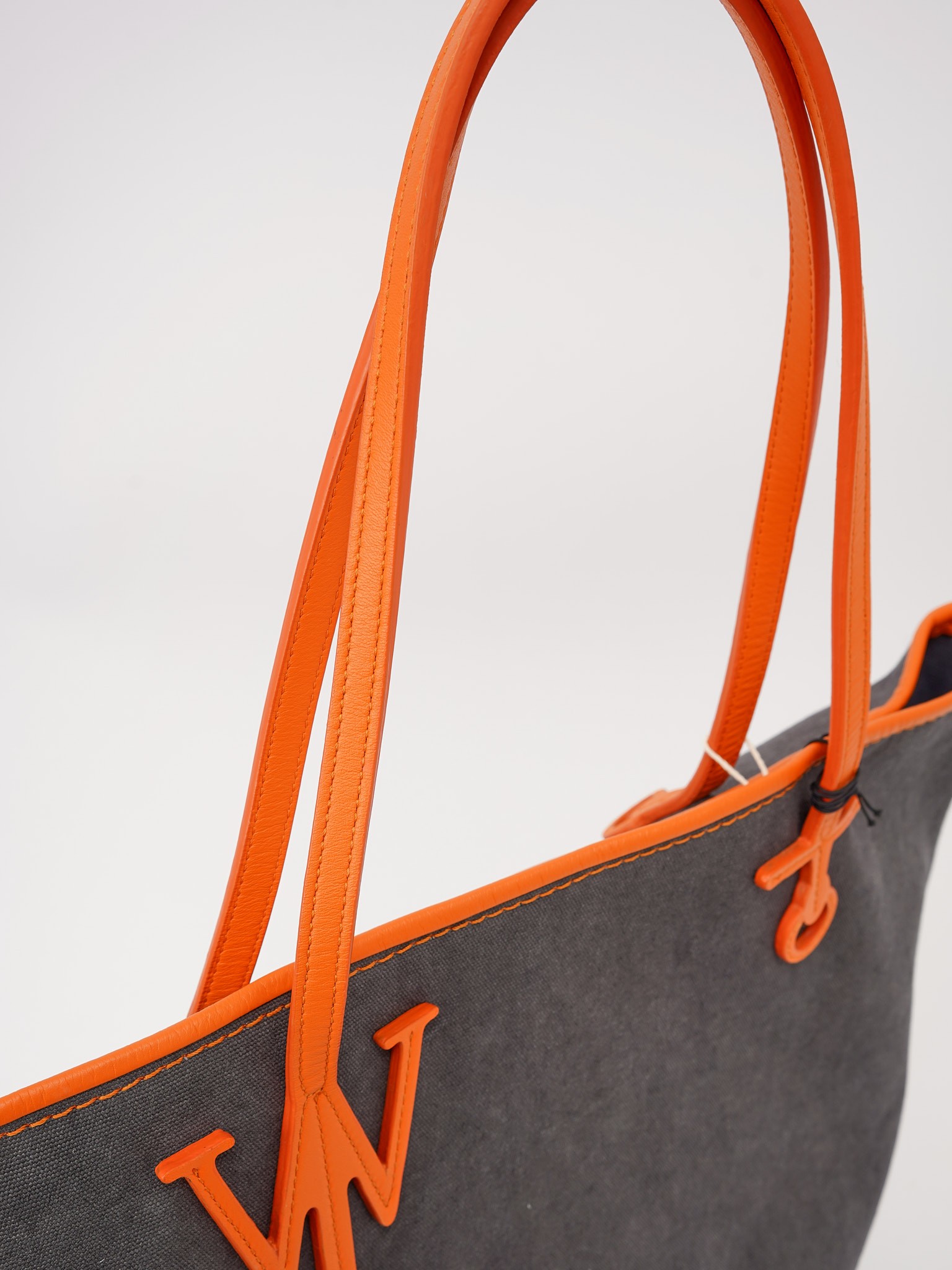 JW Anderson Anchor 4
