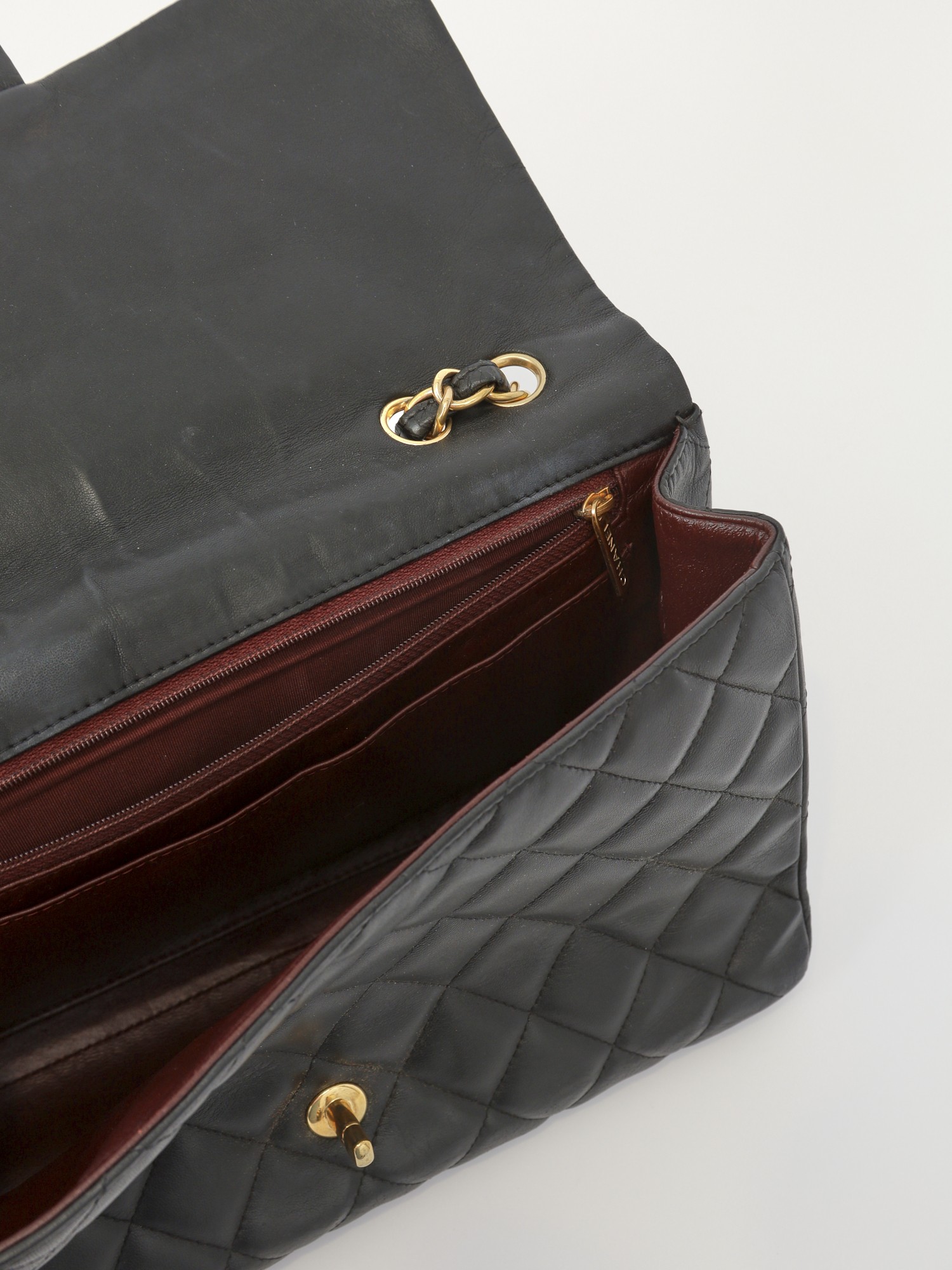 Chanel Timeless Classic 8