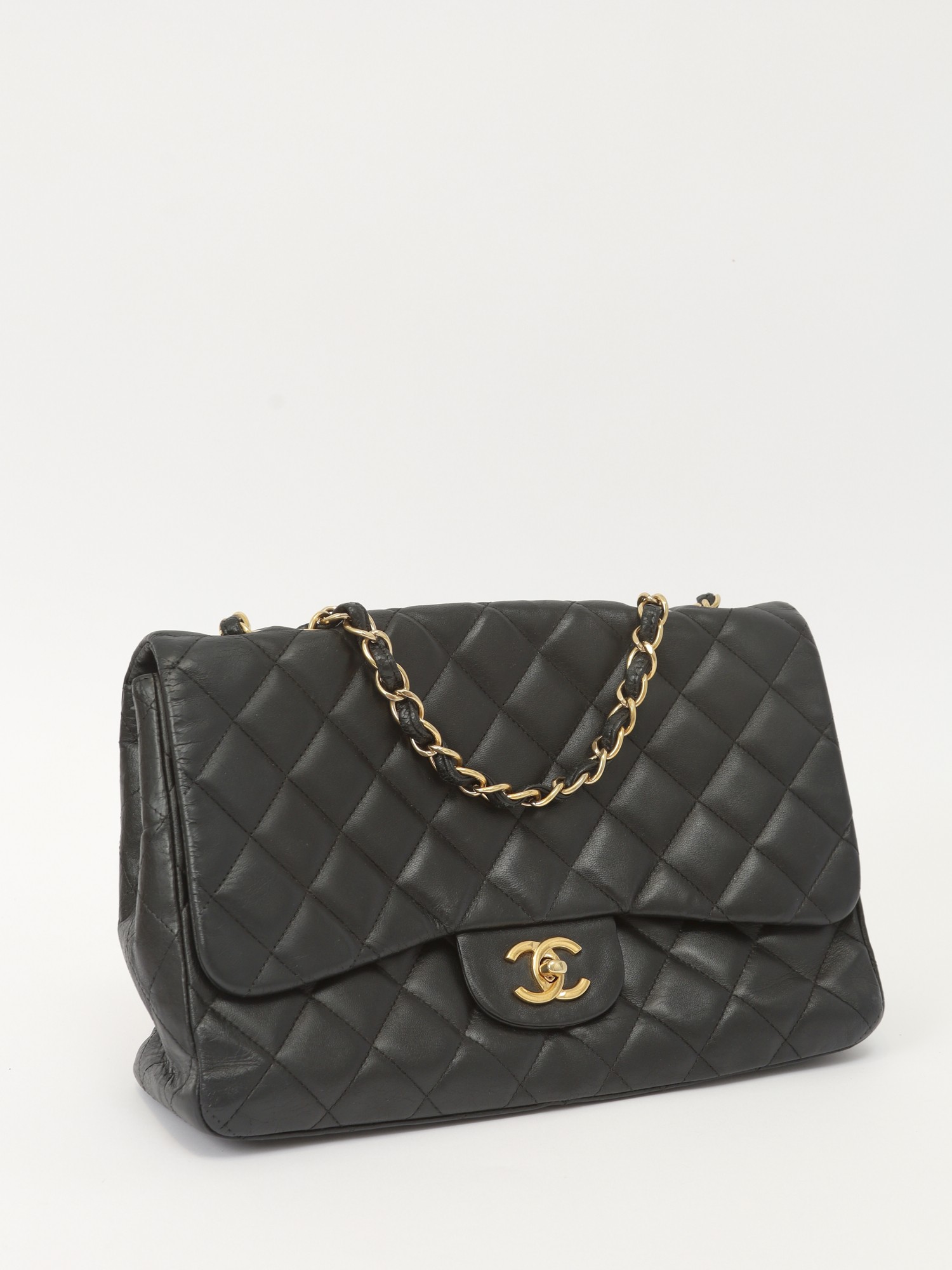 Chanel Timeless Classic 2