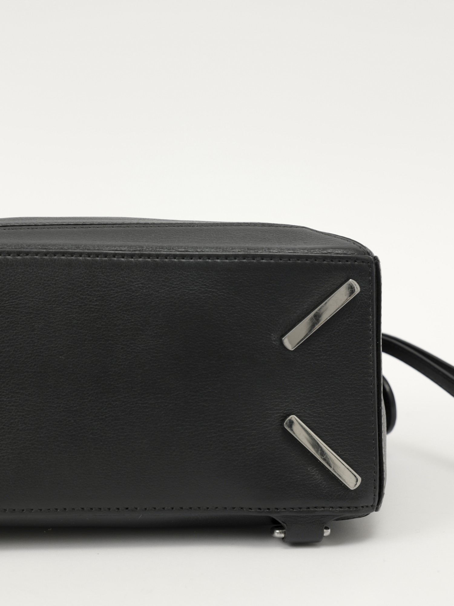 Loewe Puzzle 9