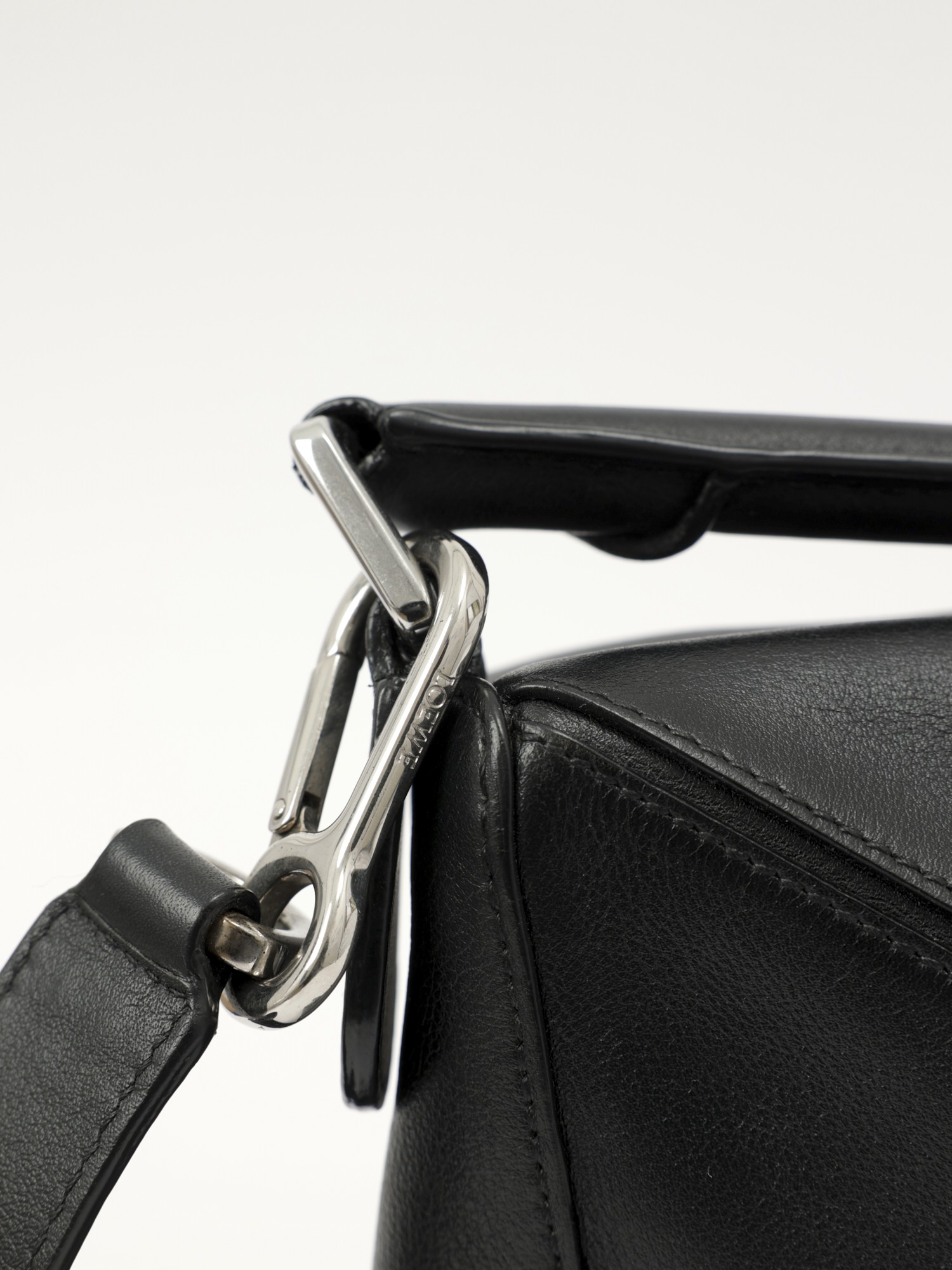 Loewe Puzzle 7
