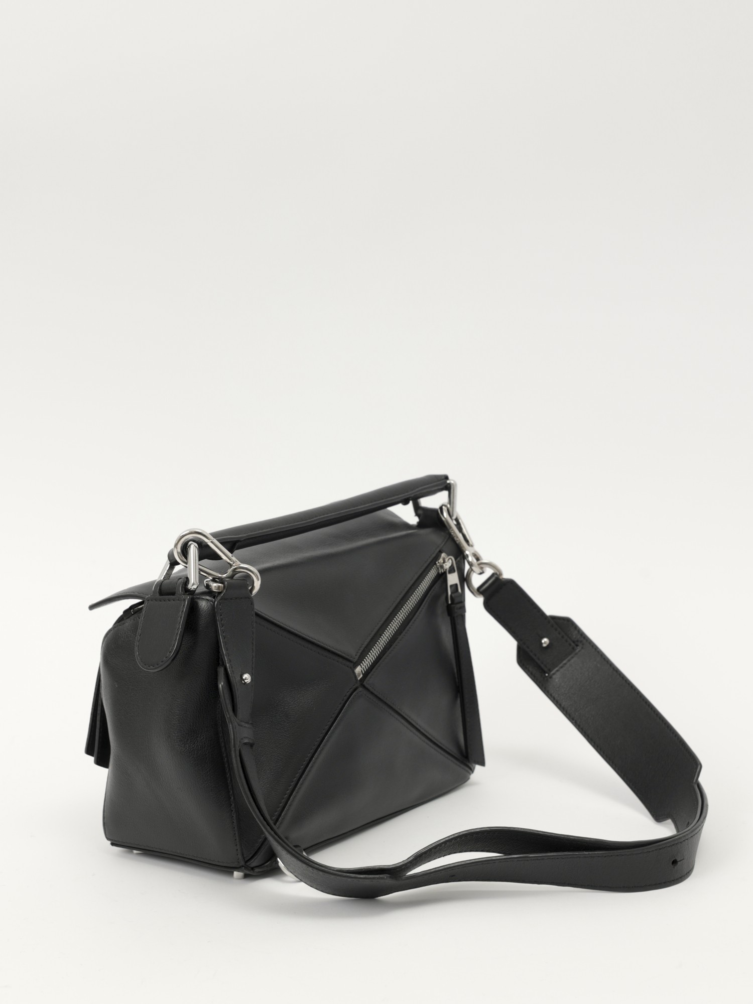 Loewe Puzzle 3