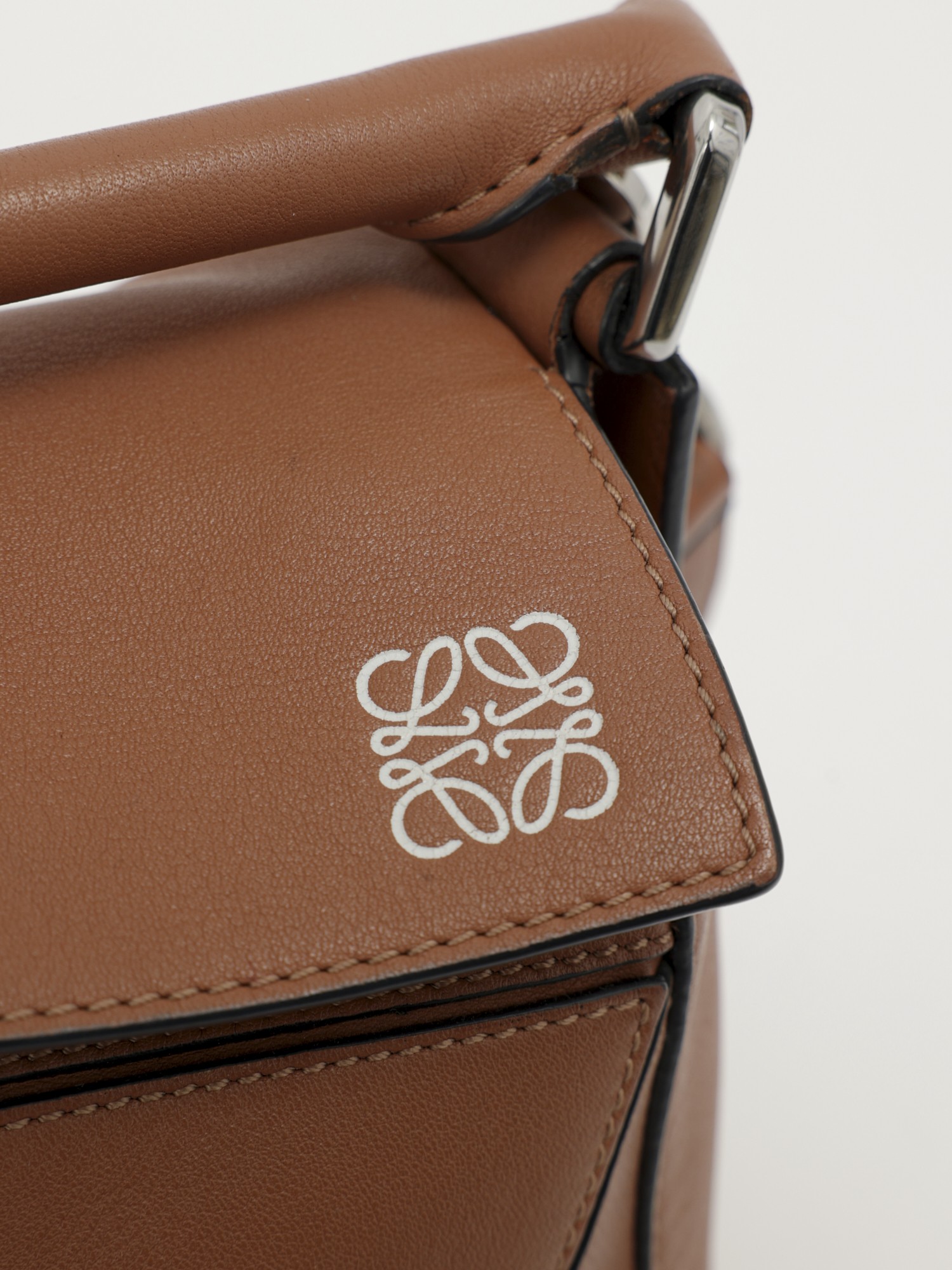 Loewe Puzzle 5