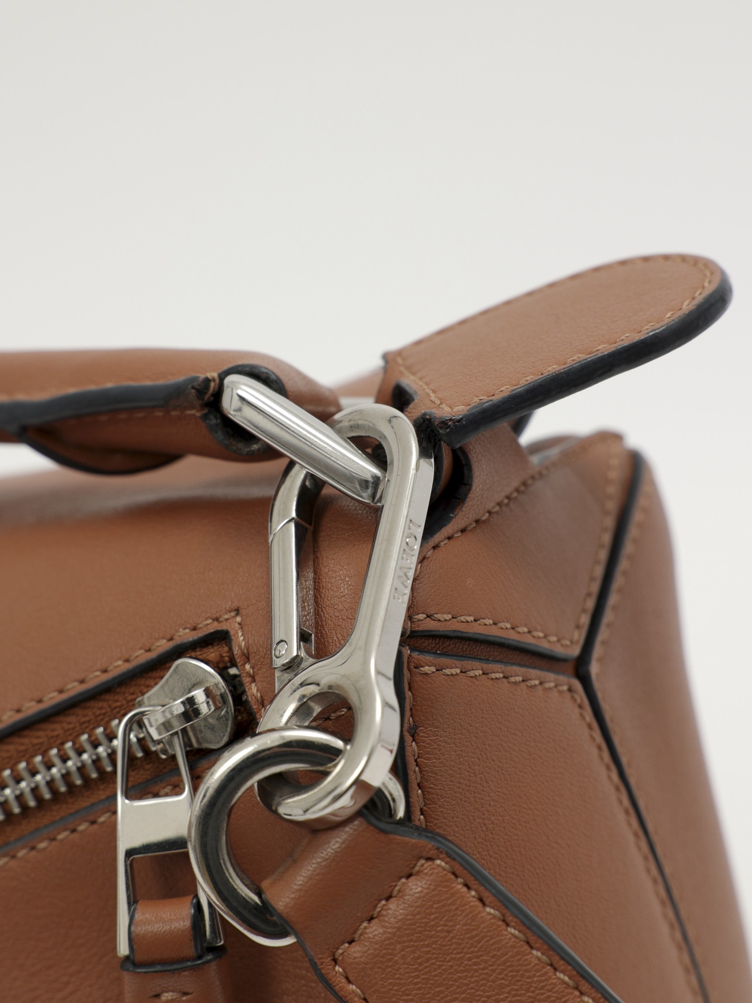 Loewe Puzzle 7