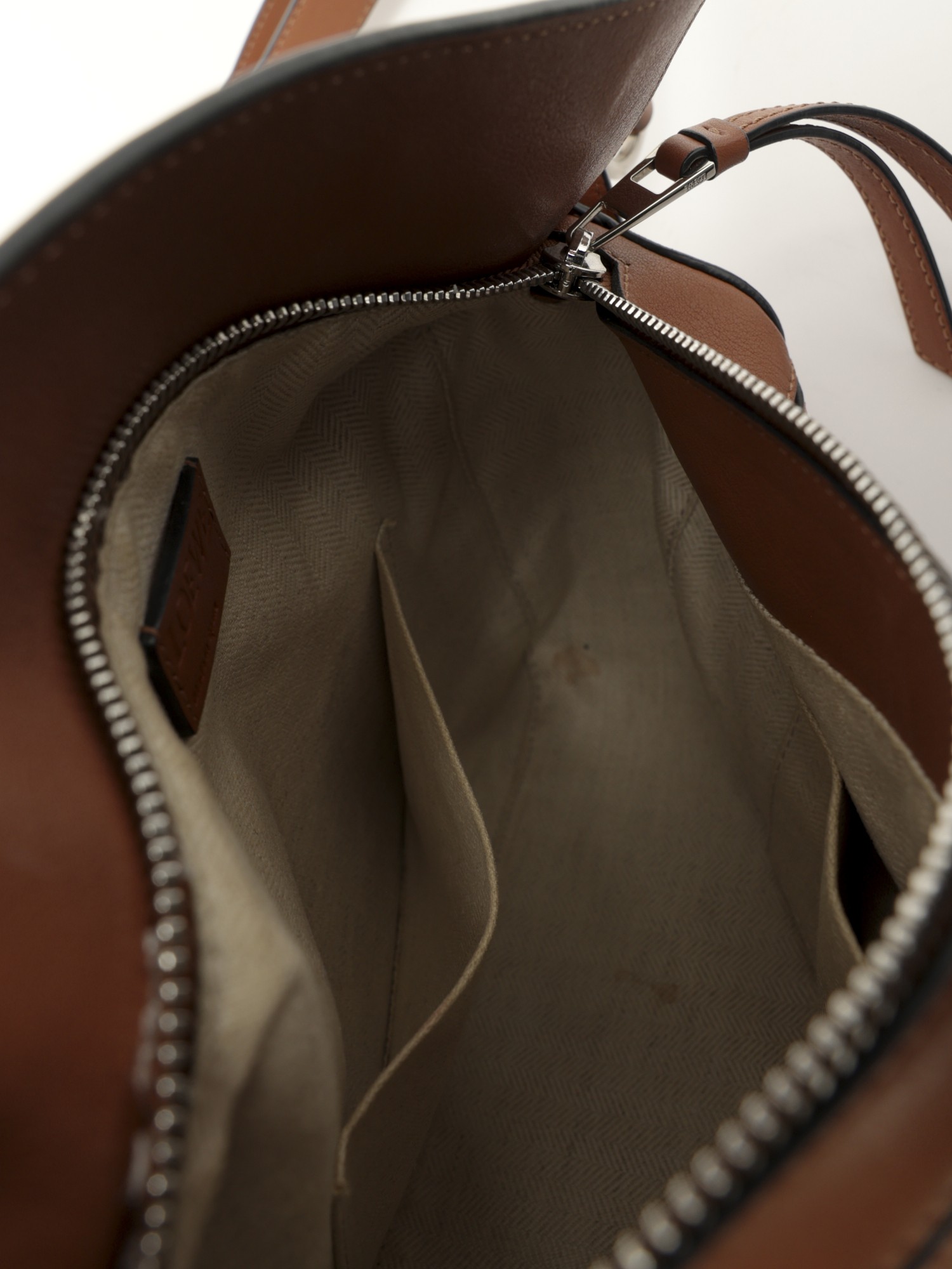 Loewe Puzzle 10