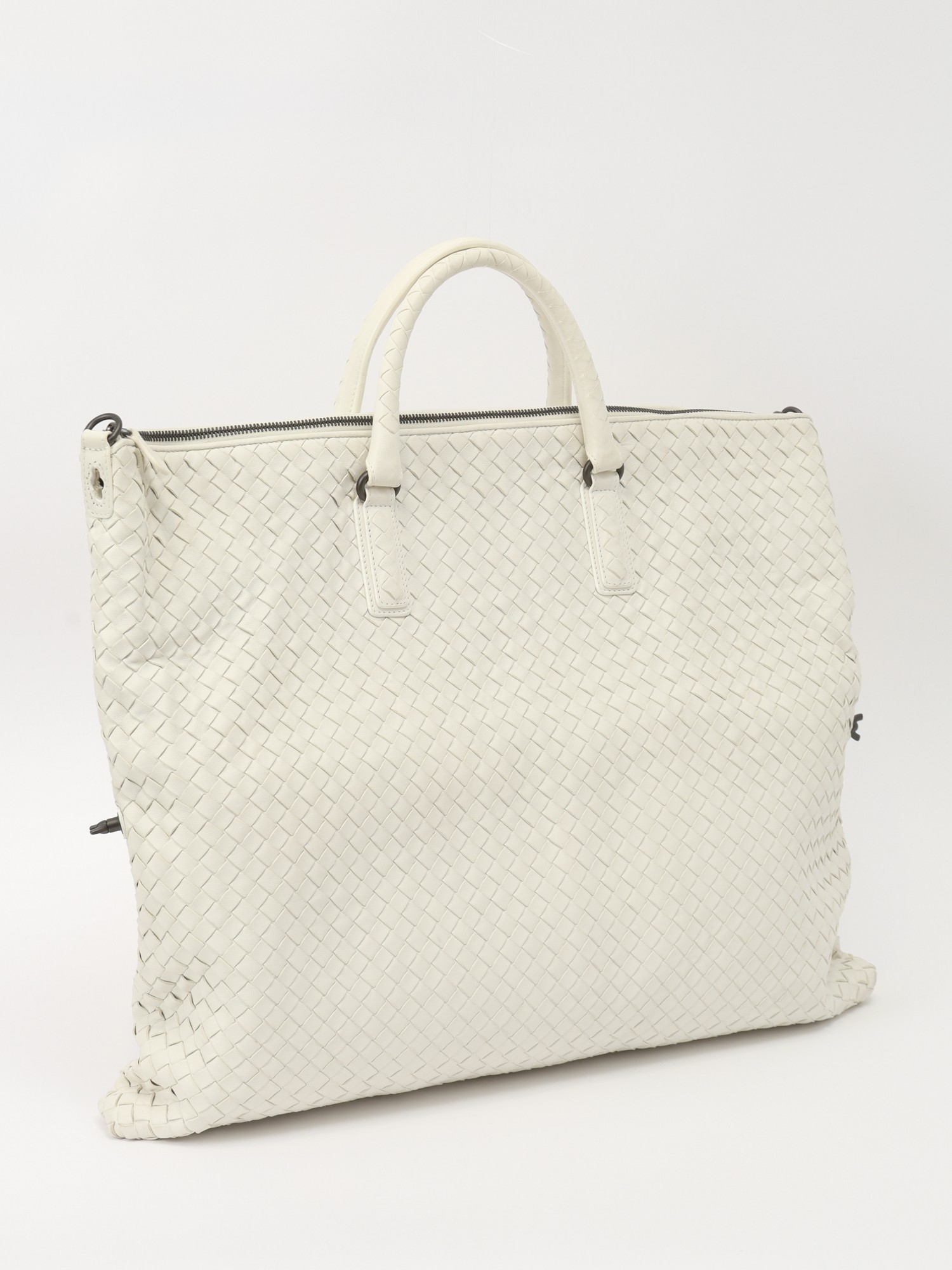 Bottega Veneta Leather Bag 2