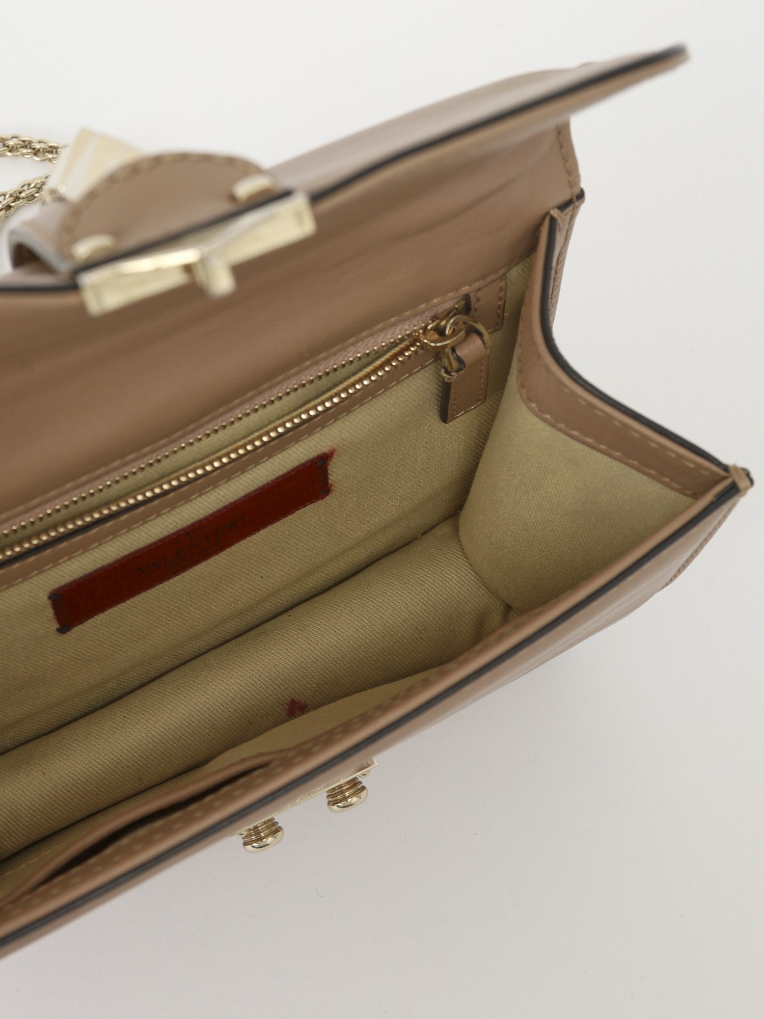 Valentino Glam Lock 8