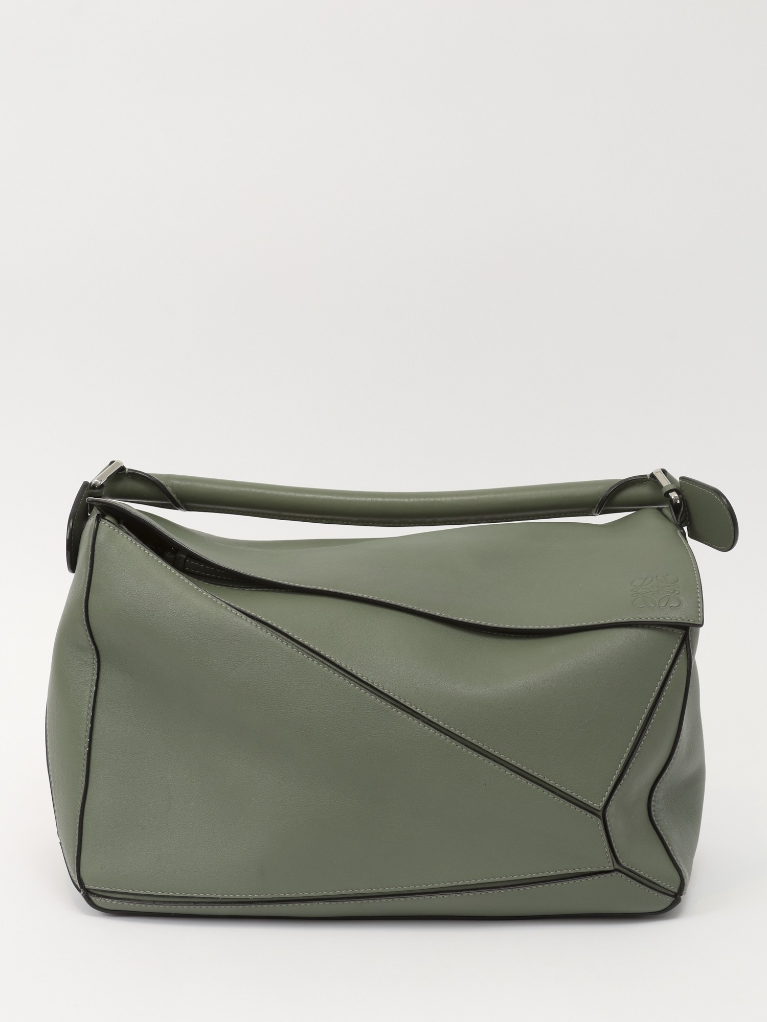 Loewe Puzzle 0