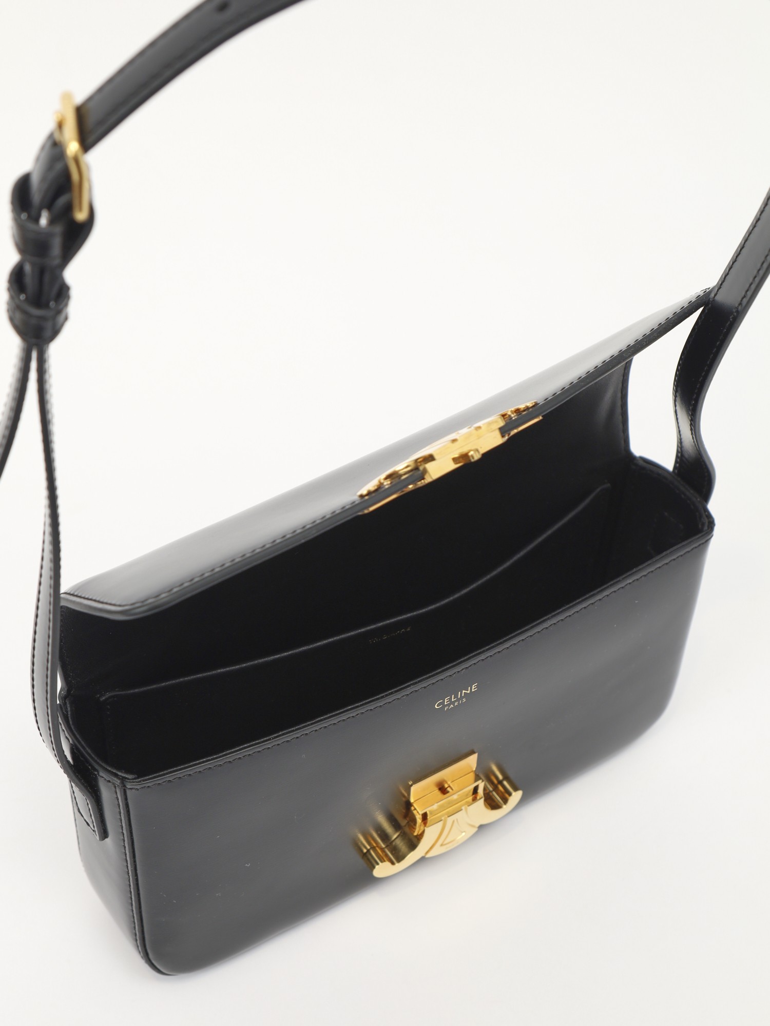 Celine Triomphe 8