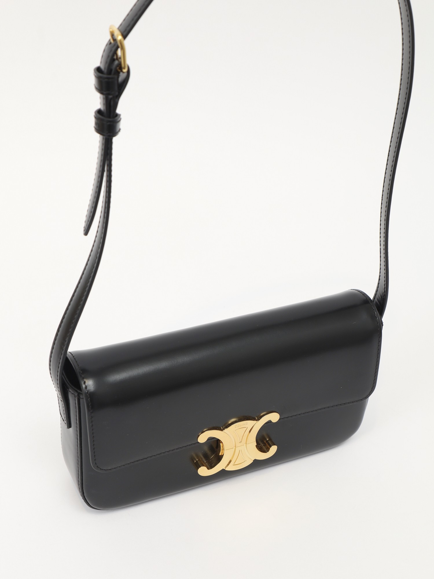 Celine Triomphe 4