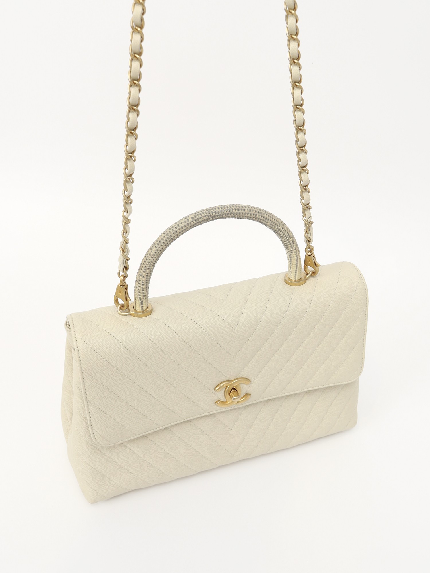 Chanel Coco 4