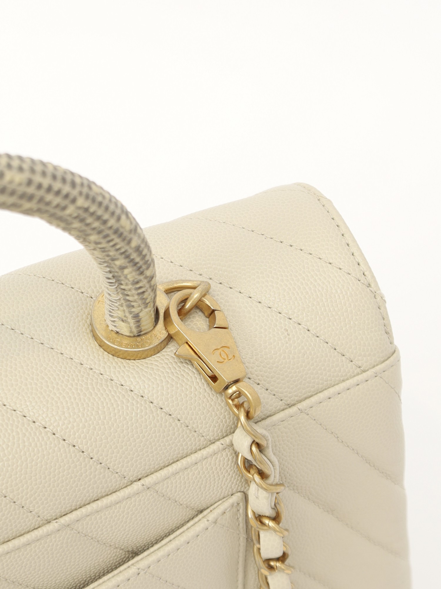 Chanel Coco 8