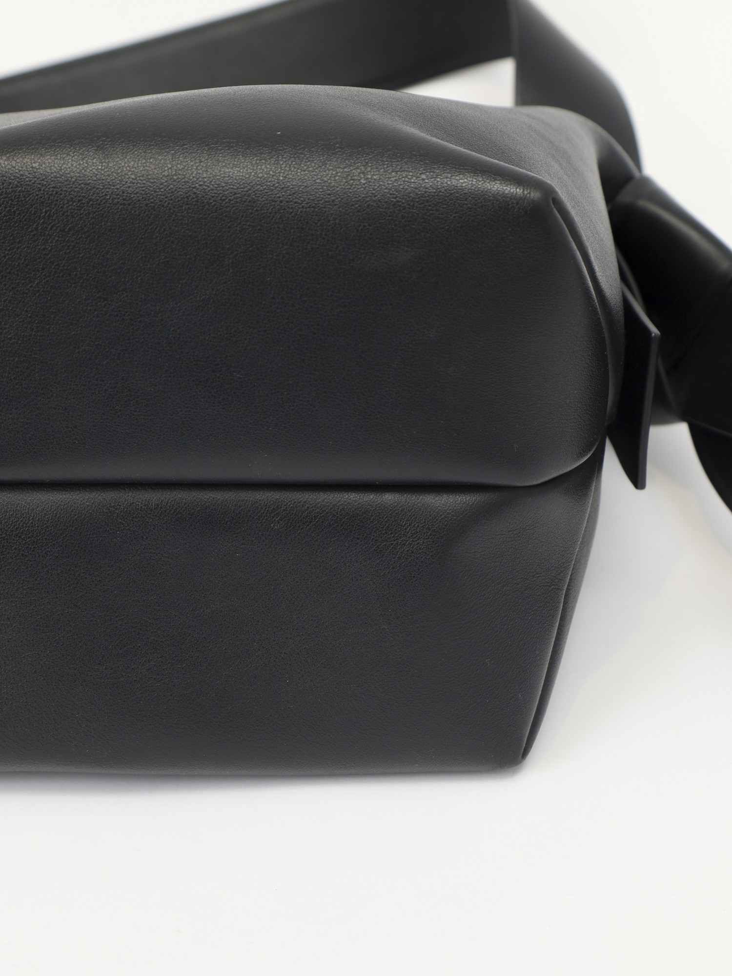 Acne Studios Musubi 9