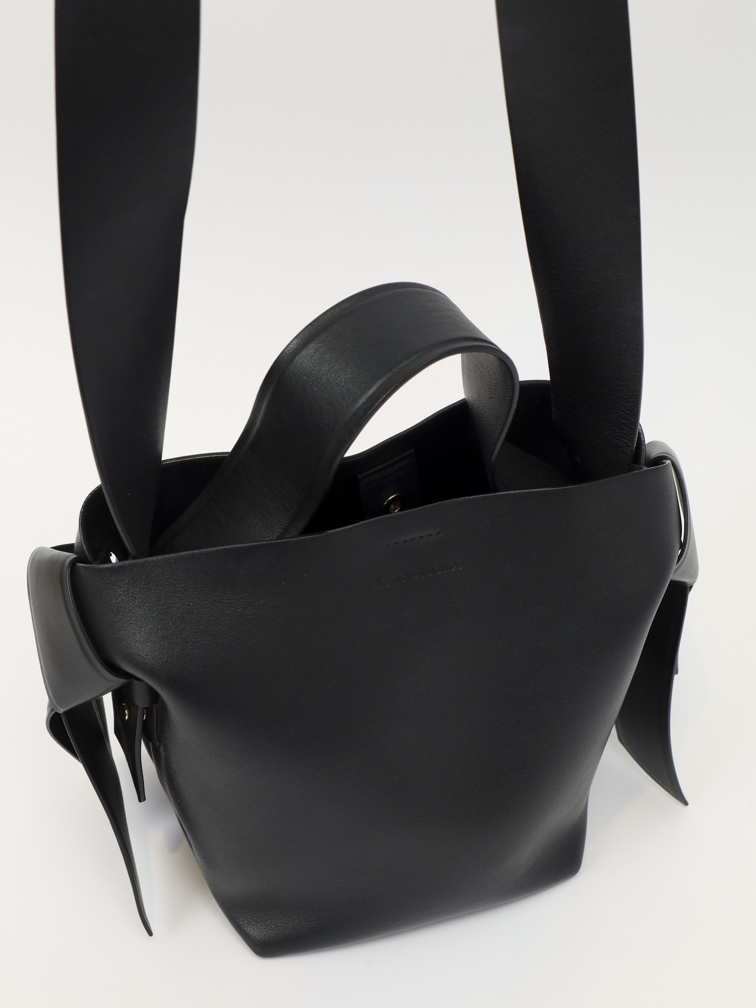 Acne Studios Musubi 4