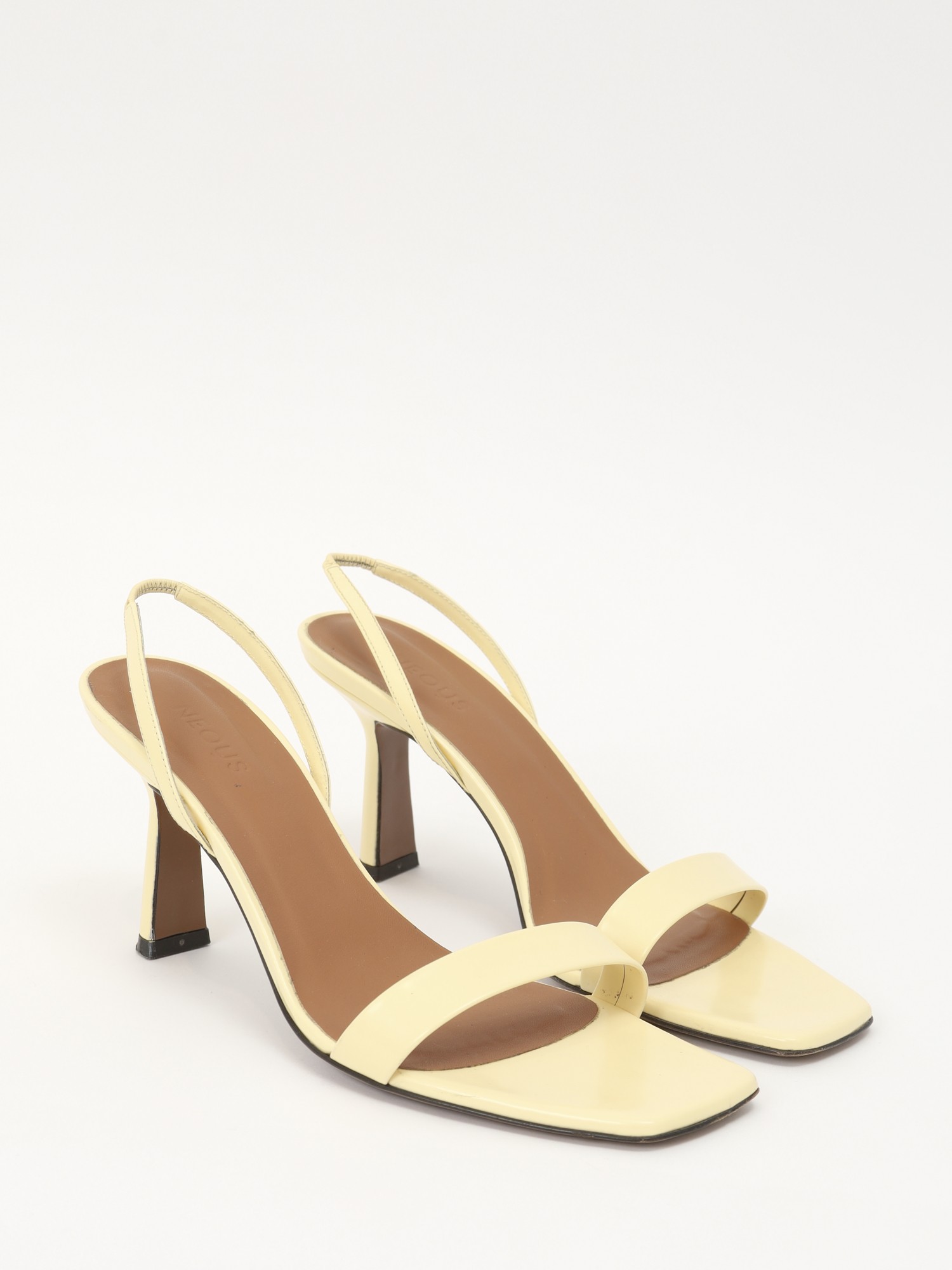 Neous Shoes 38.5 2
