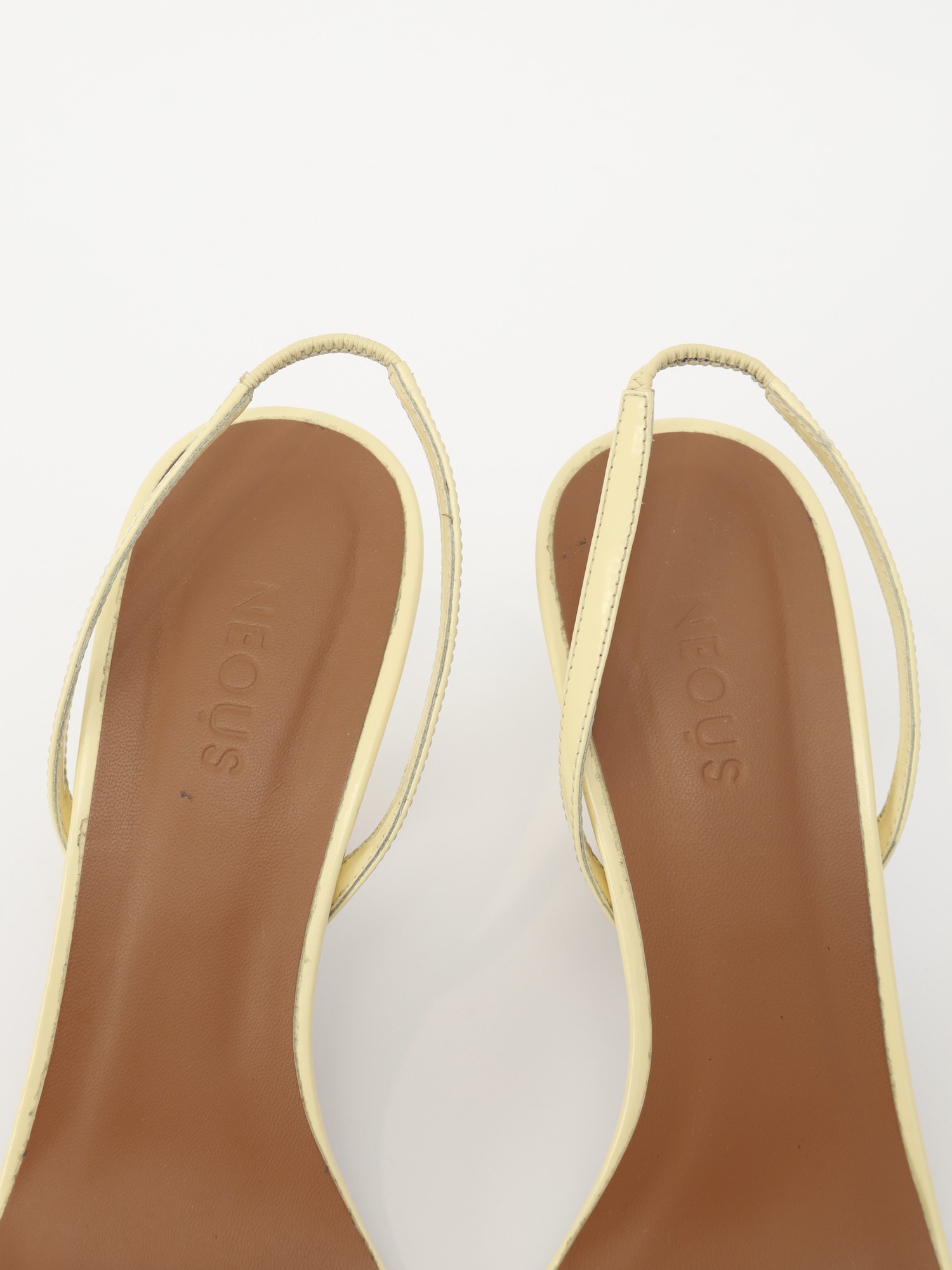 Neous Shoes 38.5 7