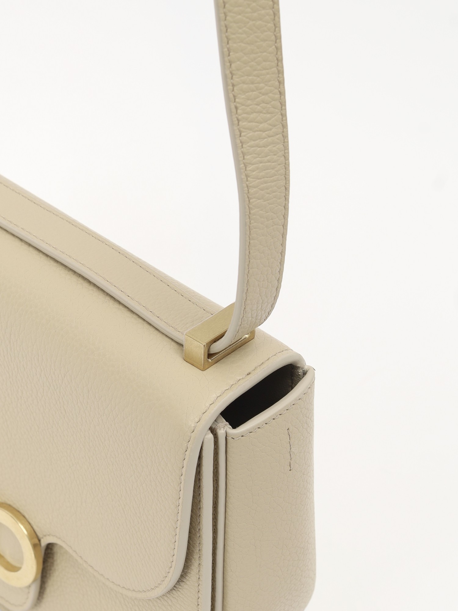 Salvatore Ferragamo Gancini  7