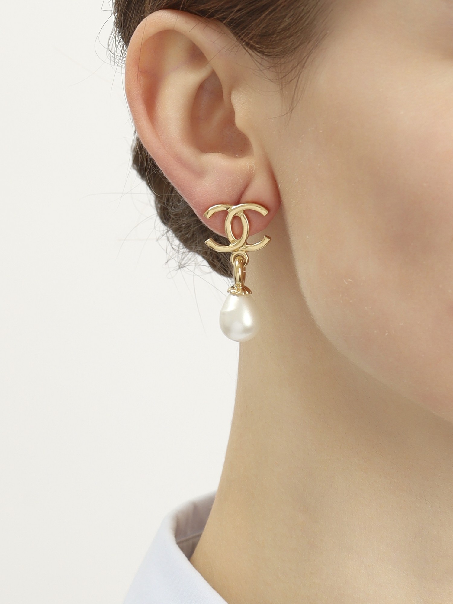 Chanel Earrings 1
