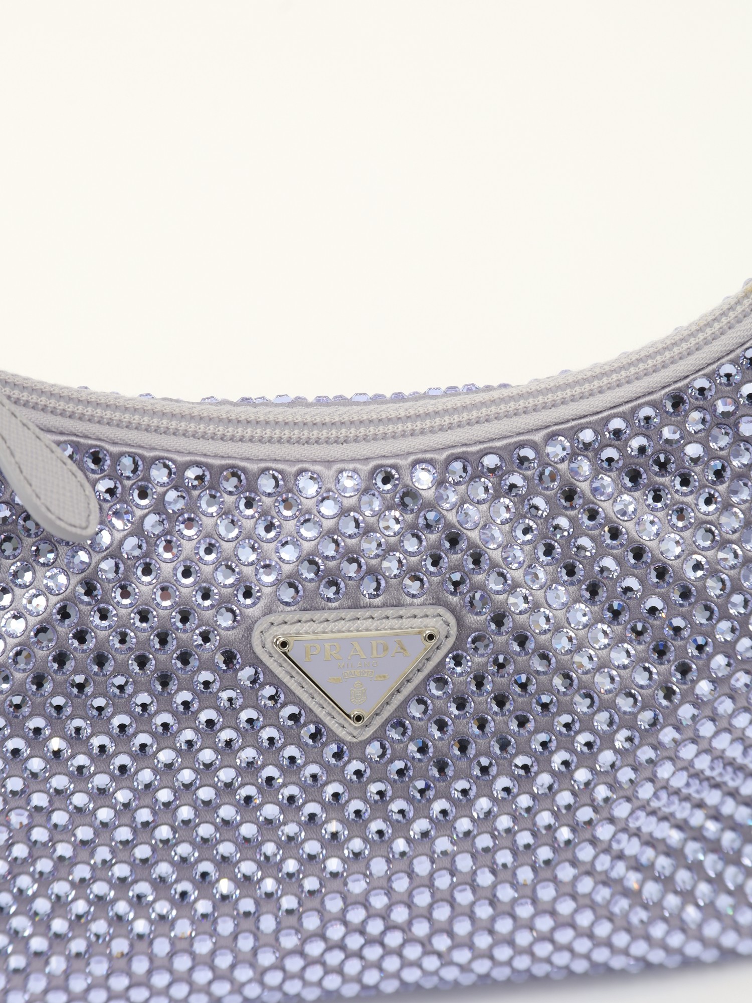 Prada Re-Edition 2000 5