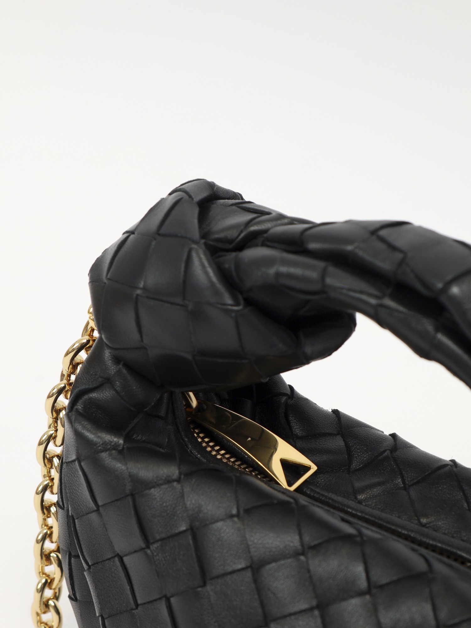 Bottega Veneta Jodie 4