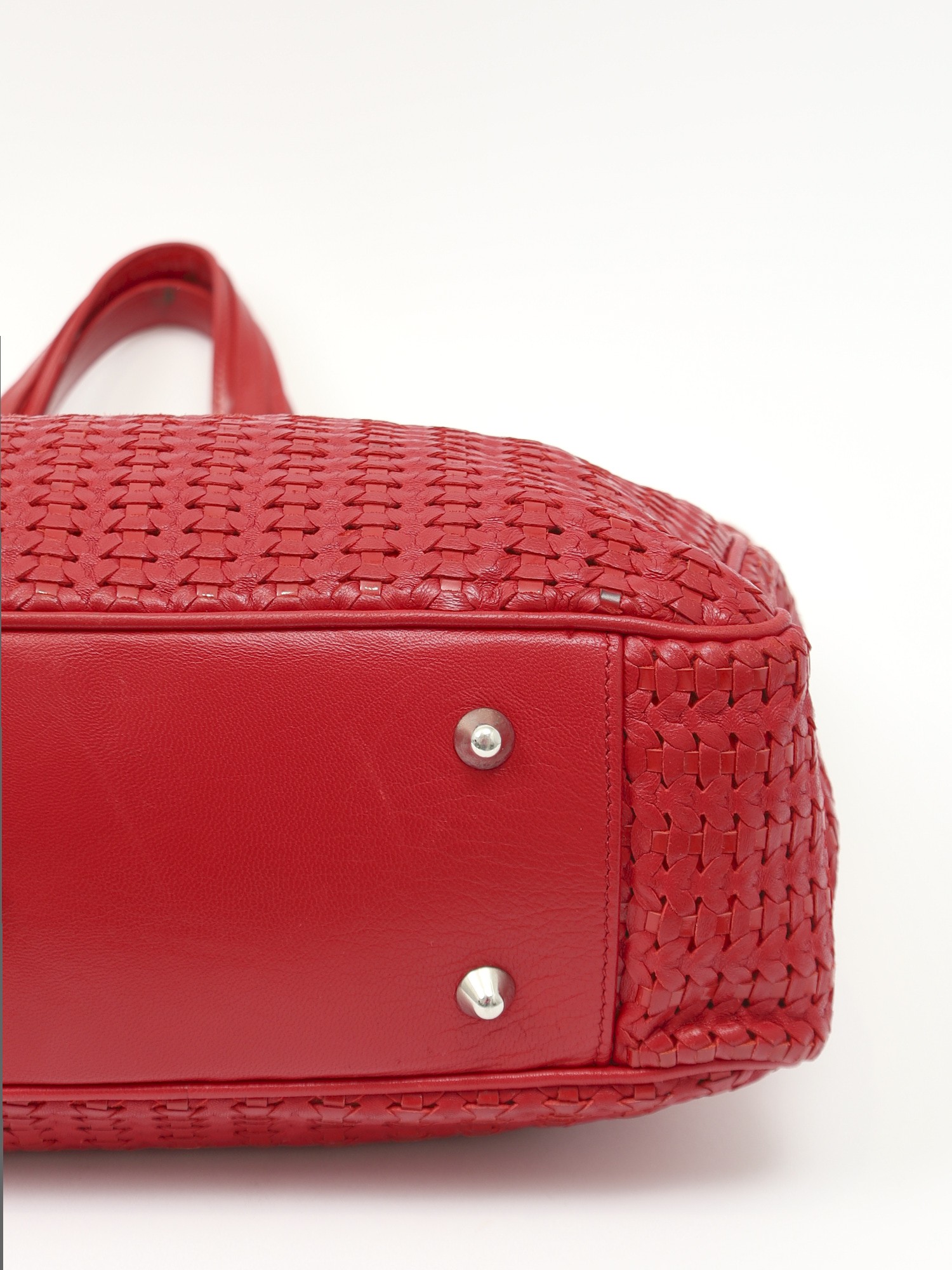 Christian Dior Avenue  9