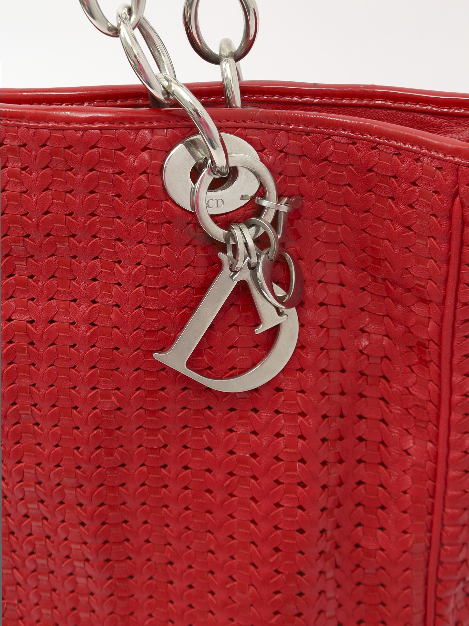 Christian Dior Avenue  5