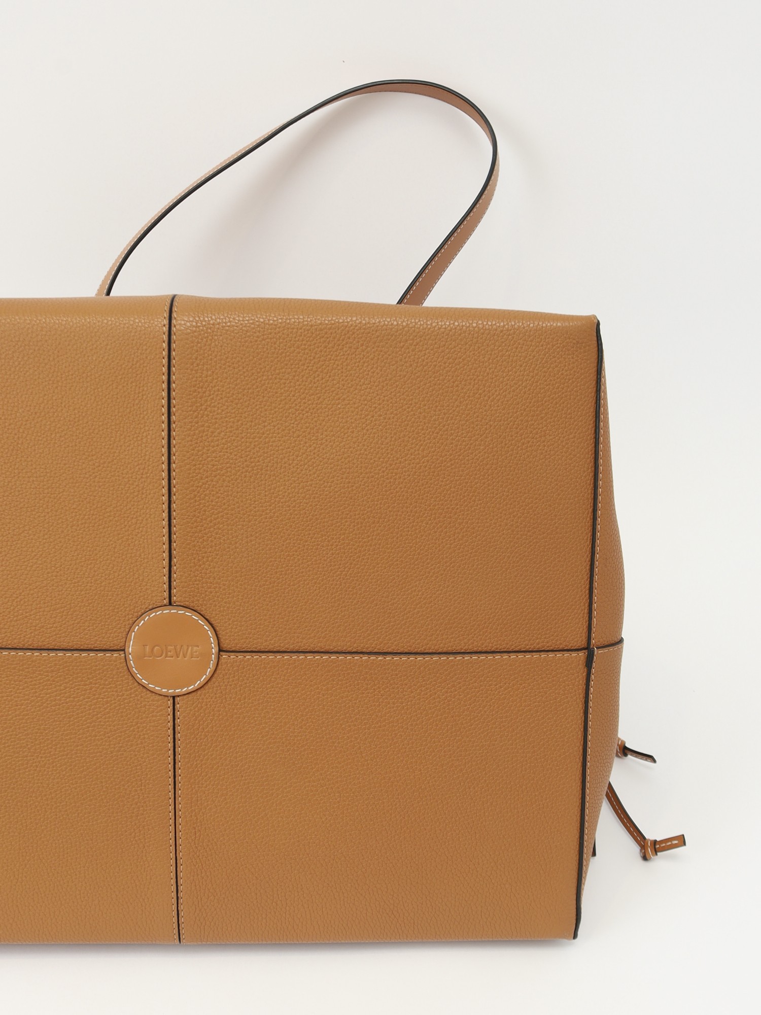 Loewe Cushion 7