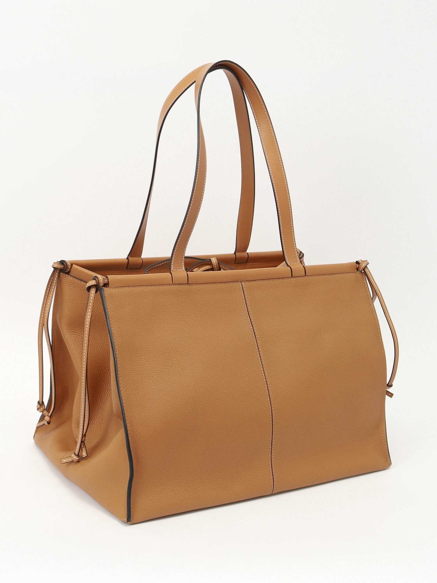 Loewe Cushion 3