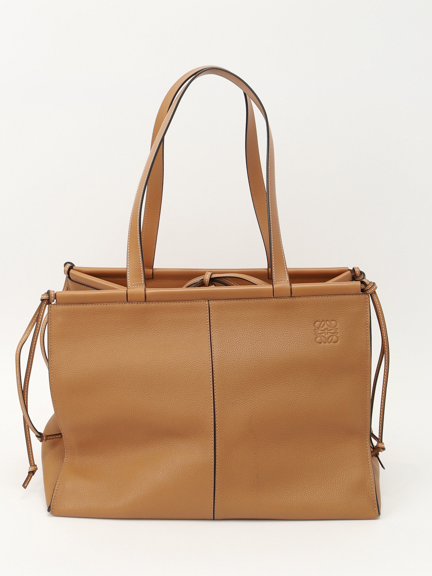 Loewe Cushion 0