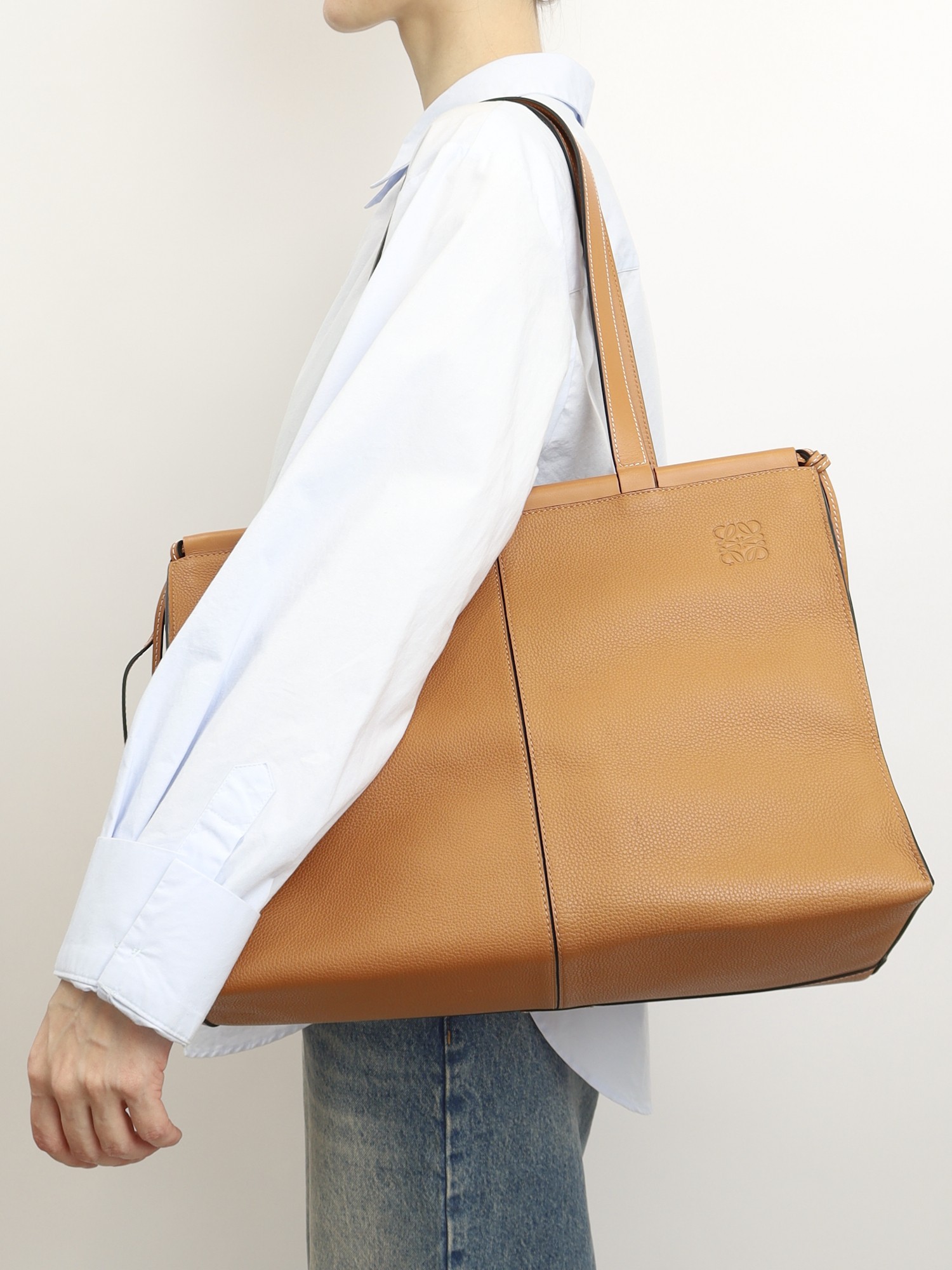 Loewe Cushion 1