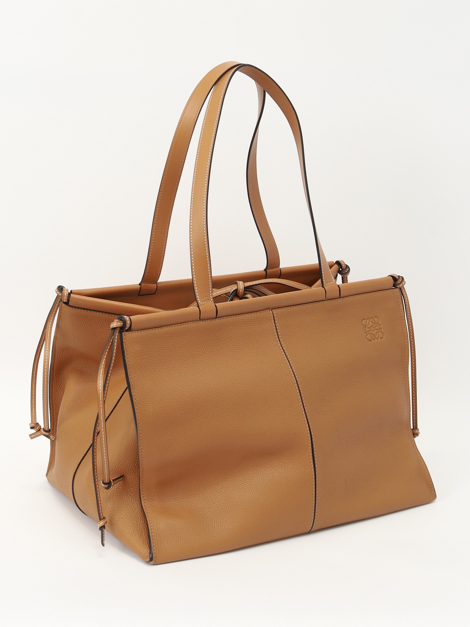 Loewe Cushion 2