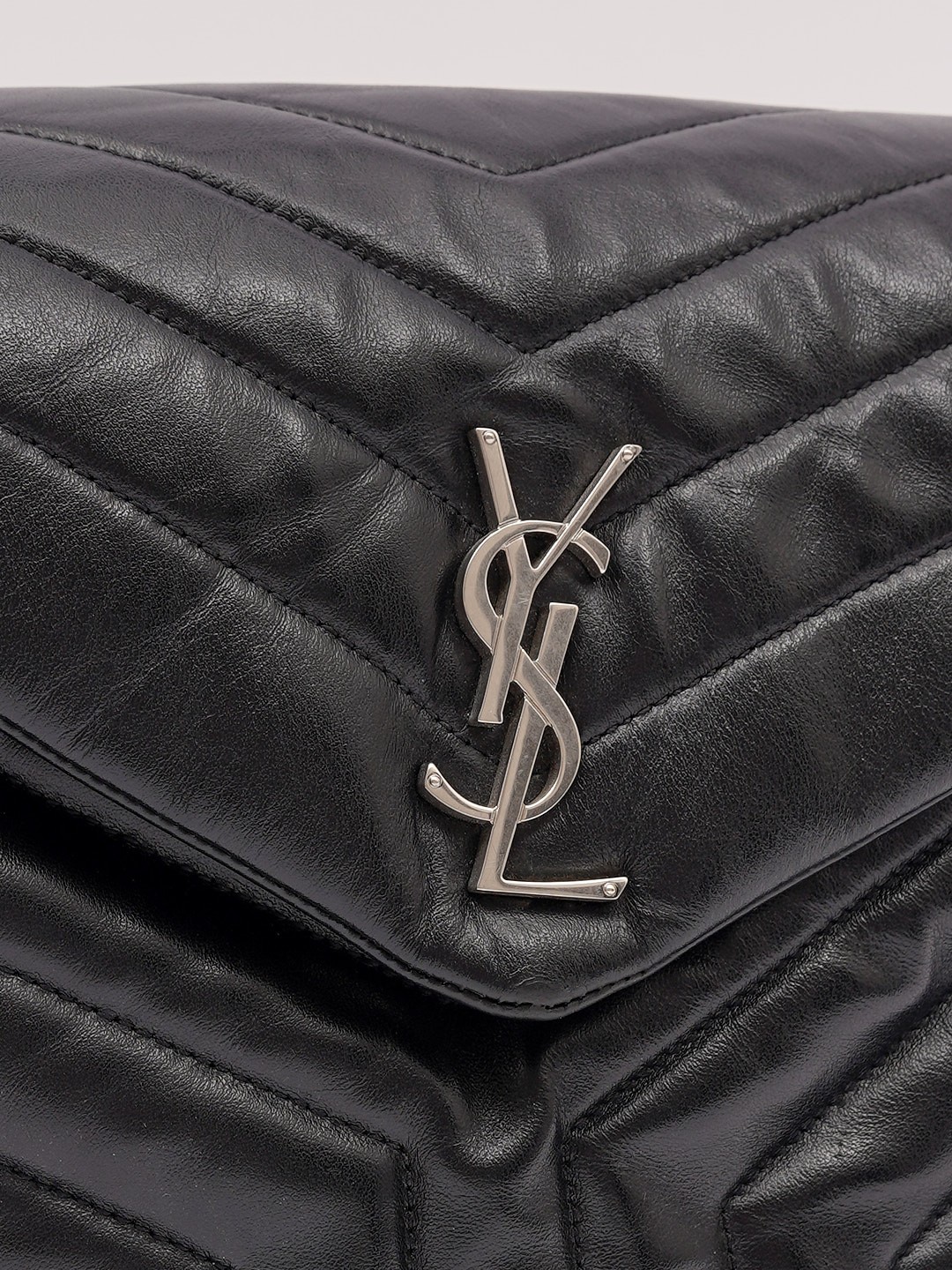 Saint Laurent Loulou  4
