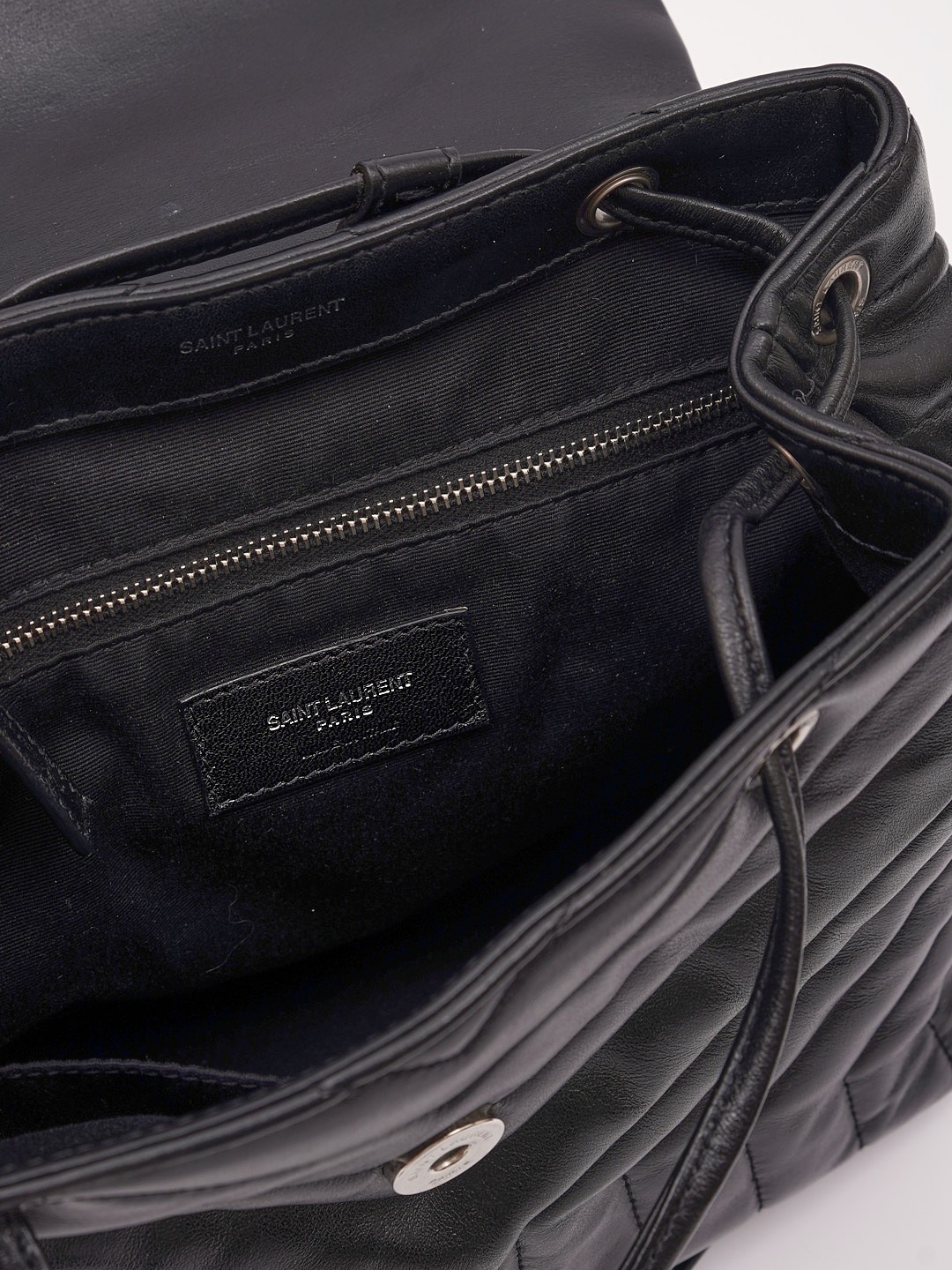 Saint Laurent Loulou  11