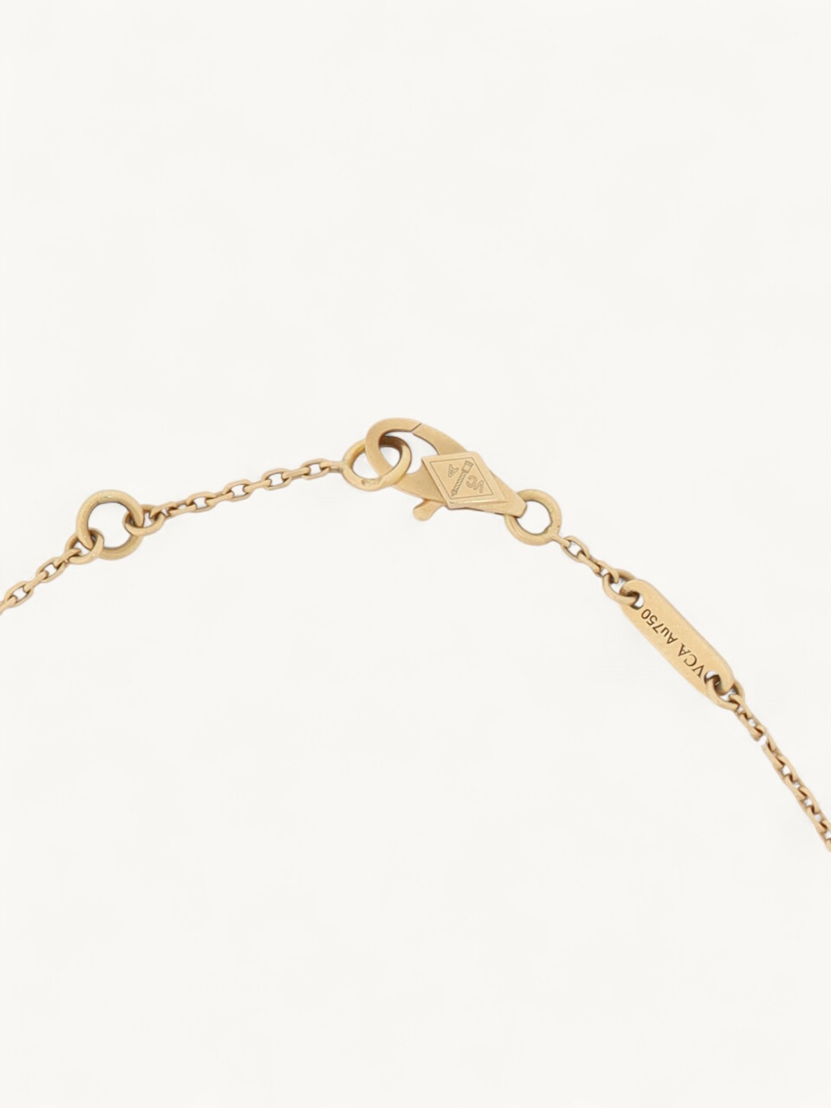 Van Cleef Alhambra 5