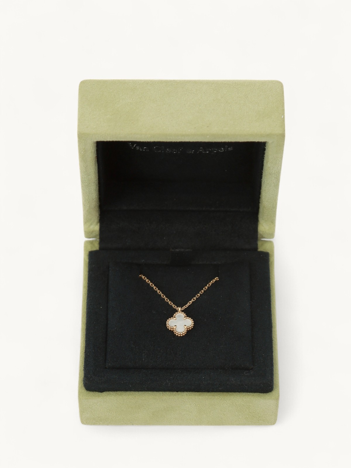 Van Cleef Alhambra 2