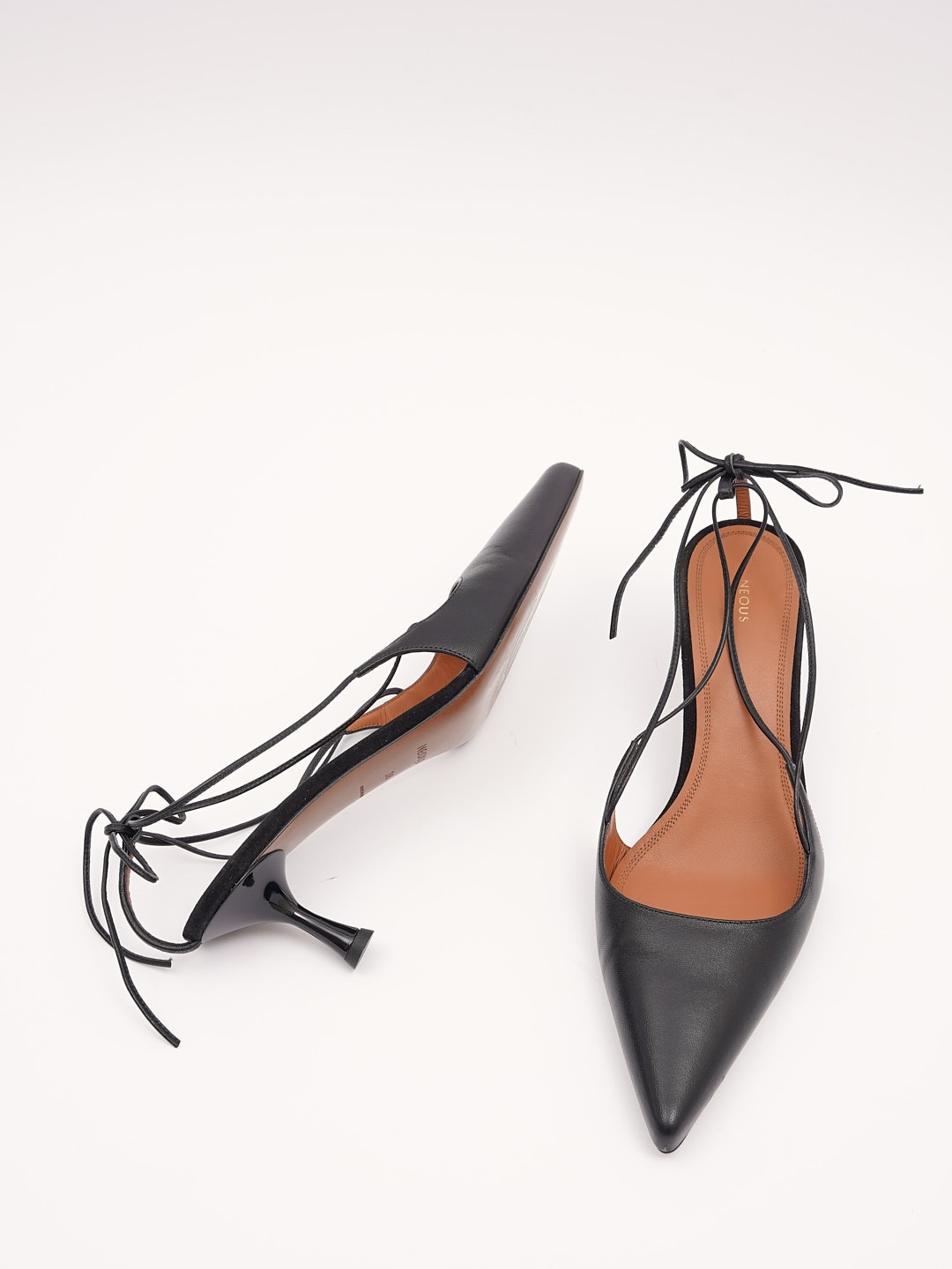 Neous Shoes 38 11