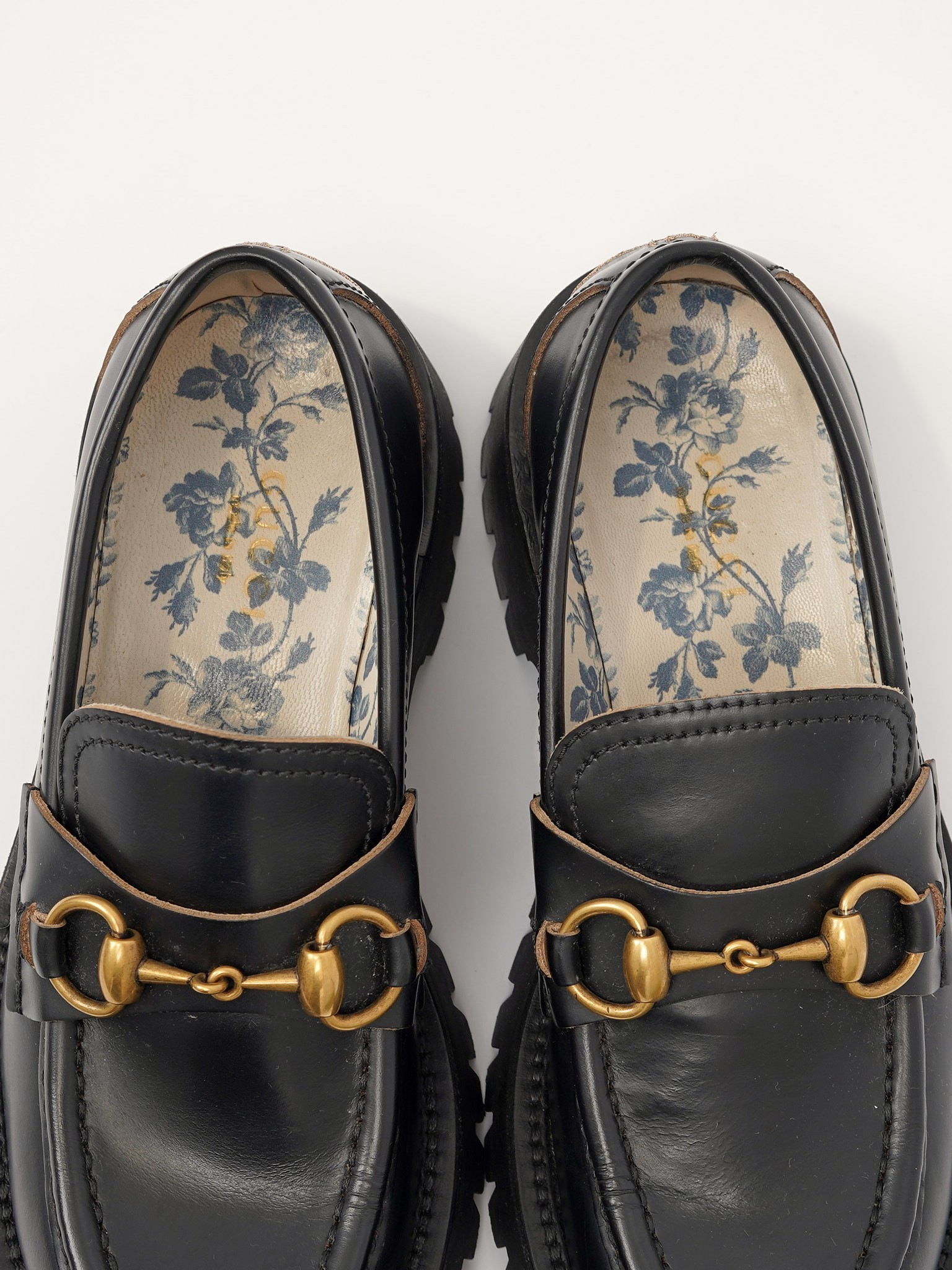 Gucci Shoes 35.5 8