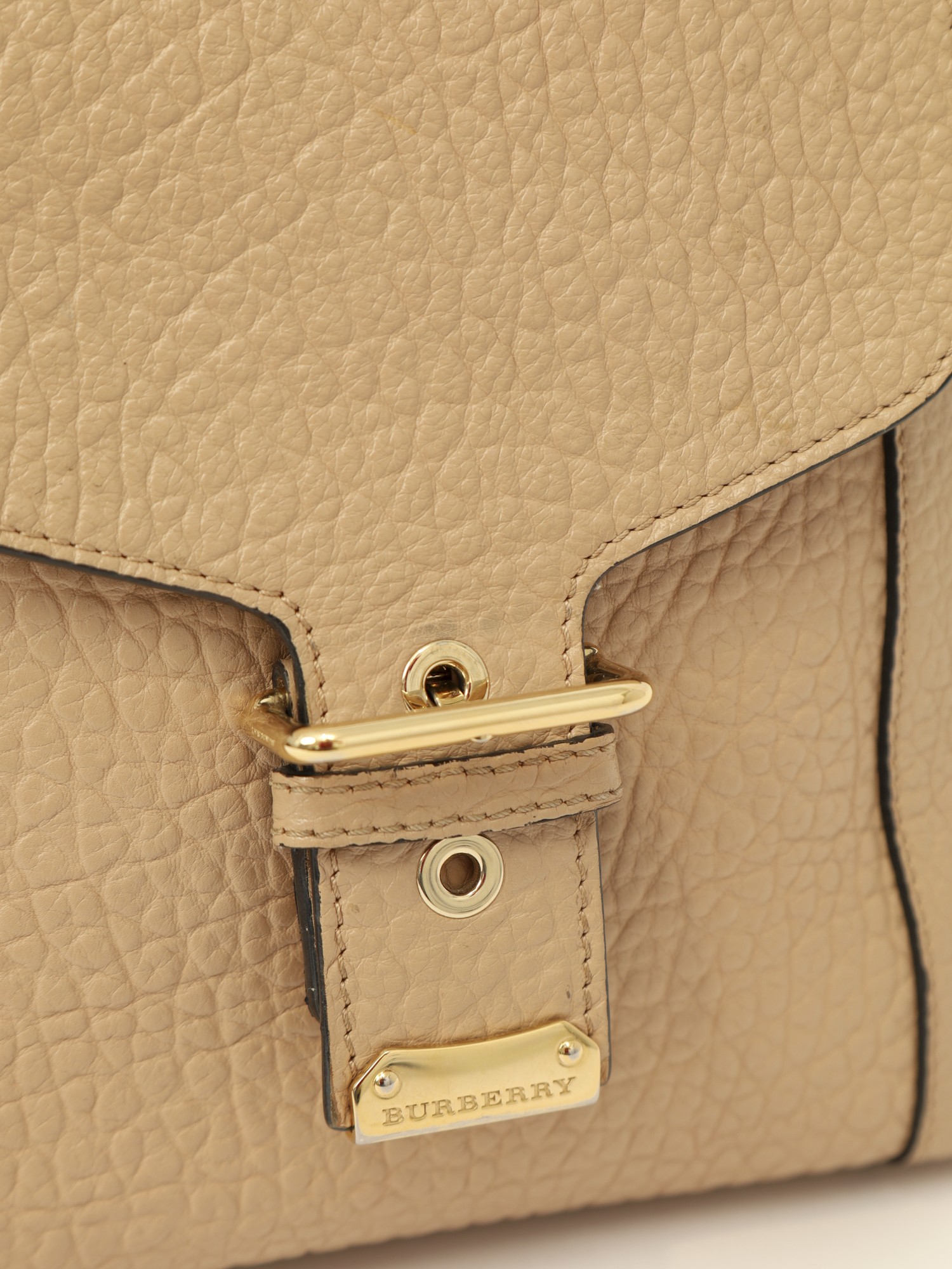 Burberry Belmont 5