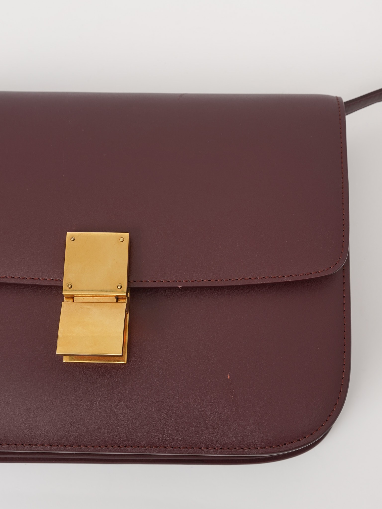 Celine Classic 8